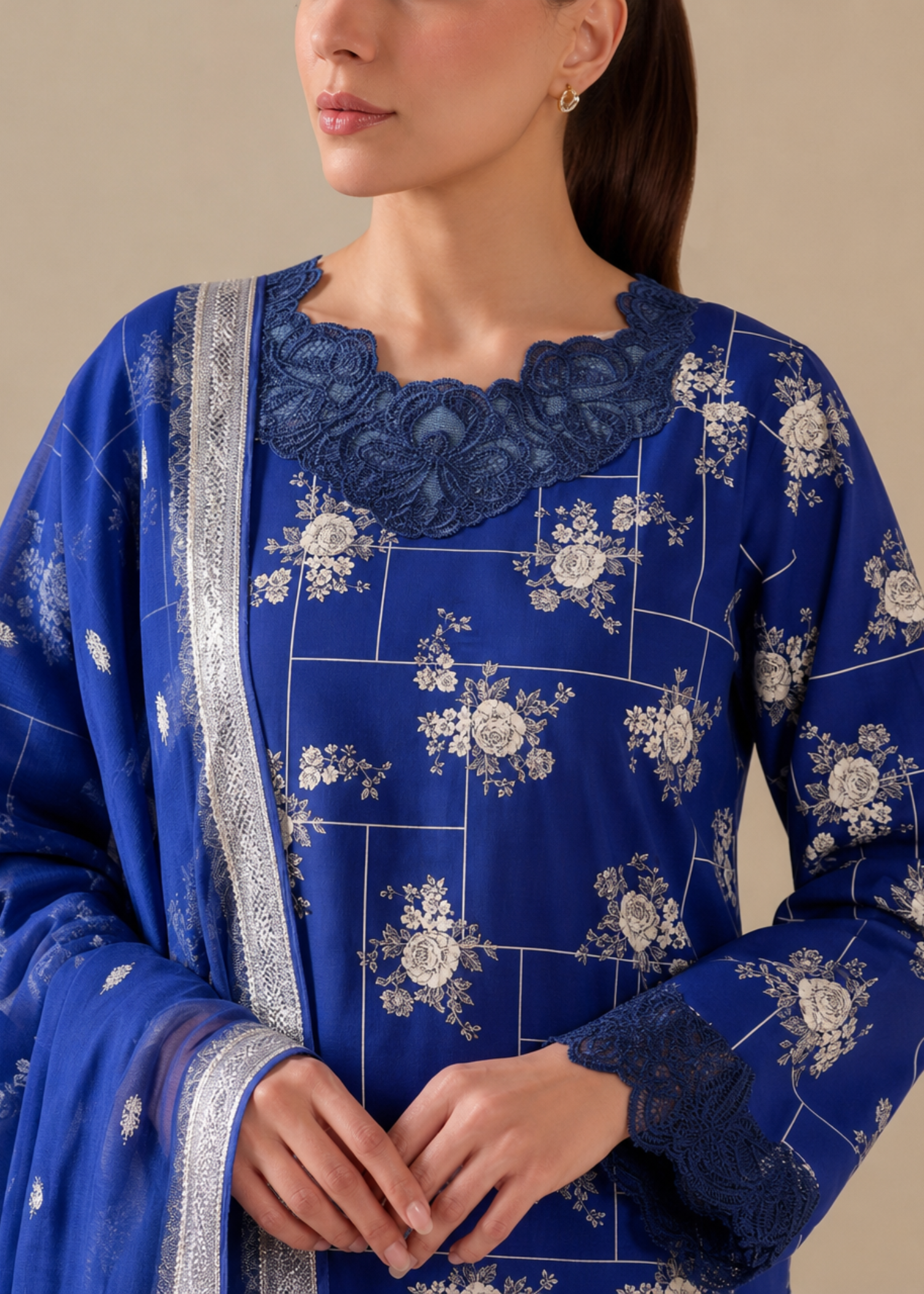 blended grip silk Kurta Set in Blue