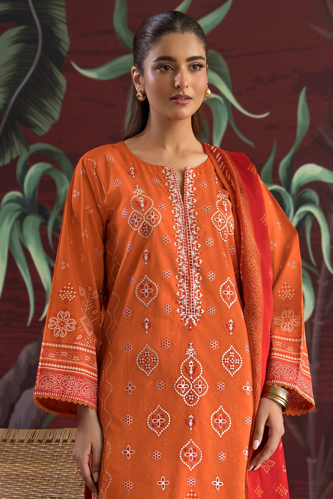bemberg crinkle chiffon Unstitched in Orange