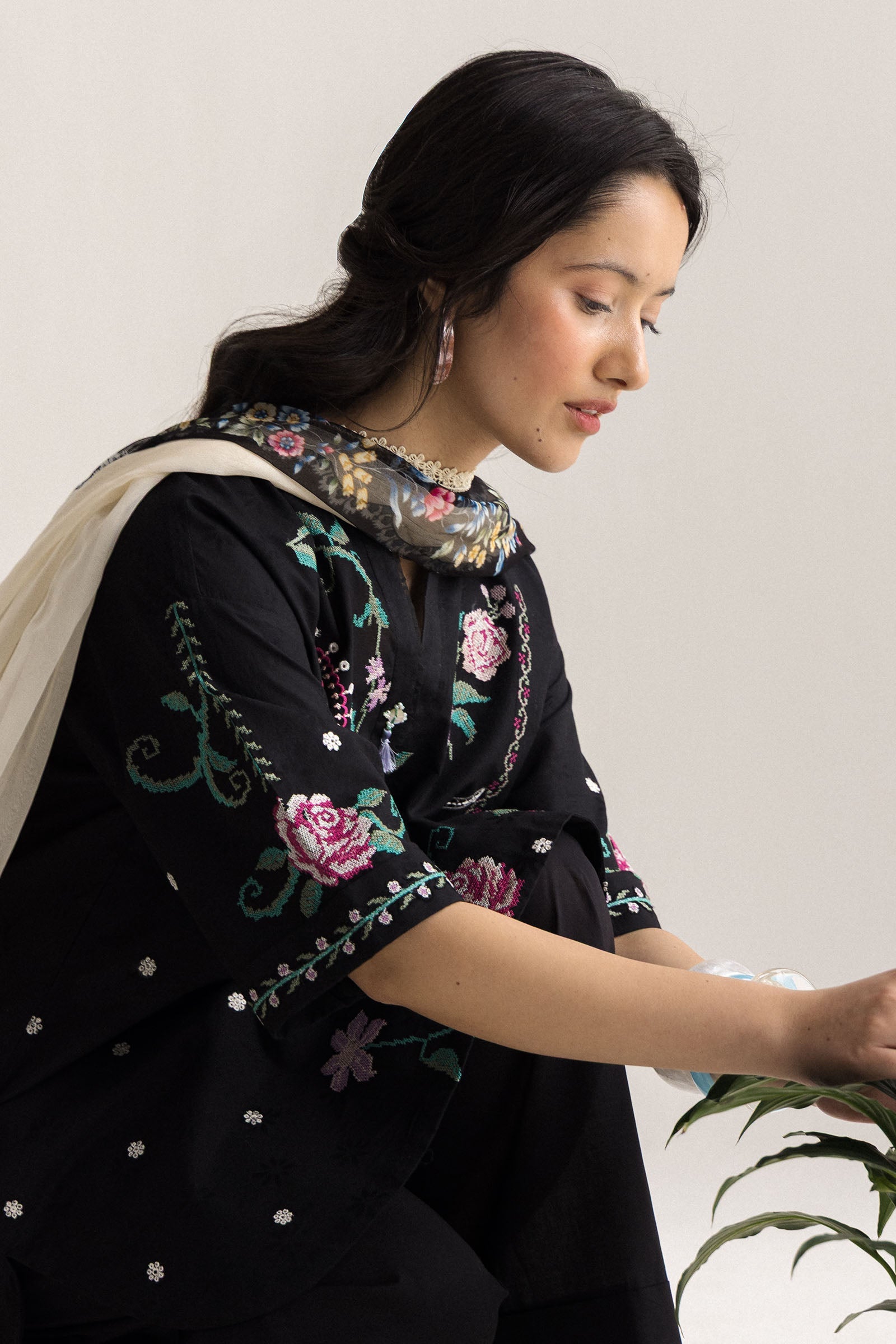 Coco Lawn Edit II – Ines-6A