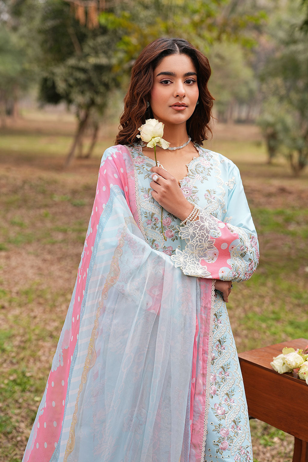 Dhanak Lawn – DH-106