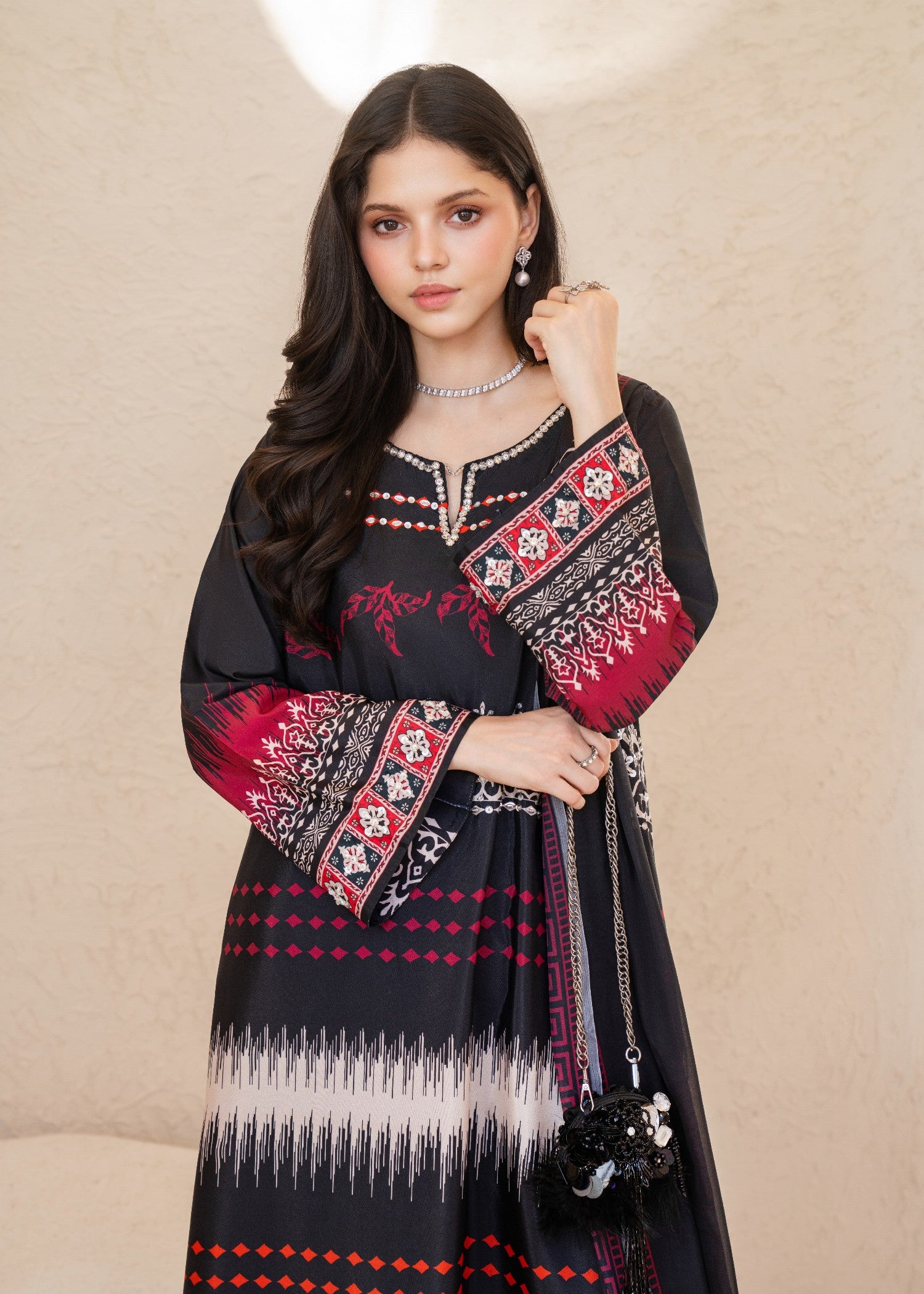 silk grip Kurta Set in Black, mulberry, burgundy