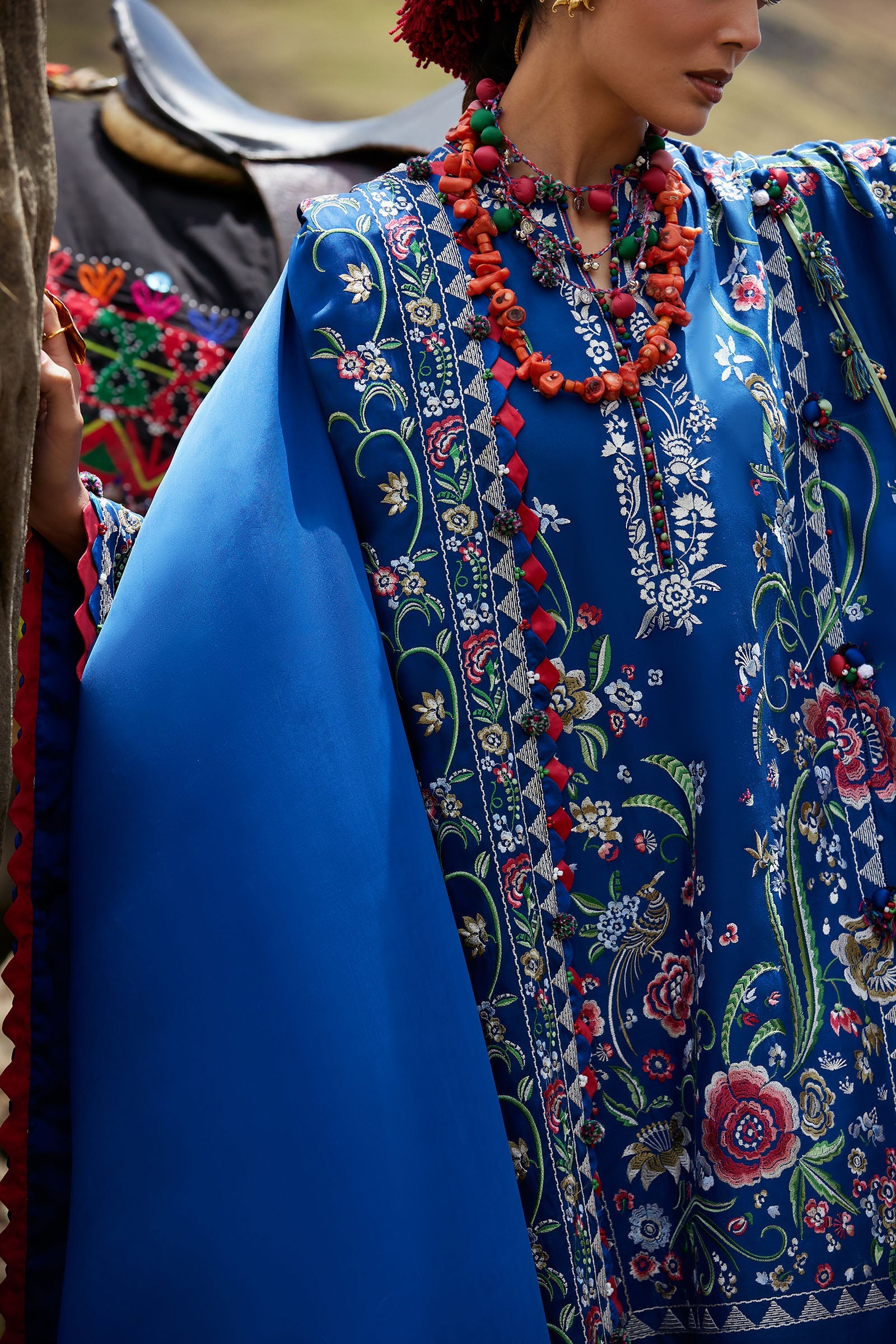 Kashmee Luxury Eid Lawn – ZABAR (EL26-01 B)