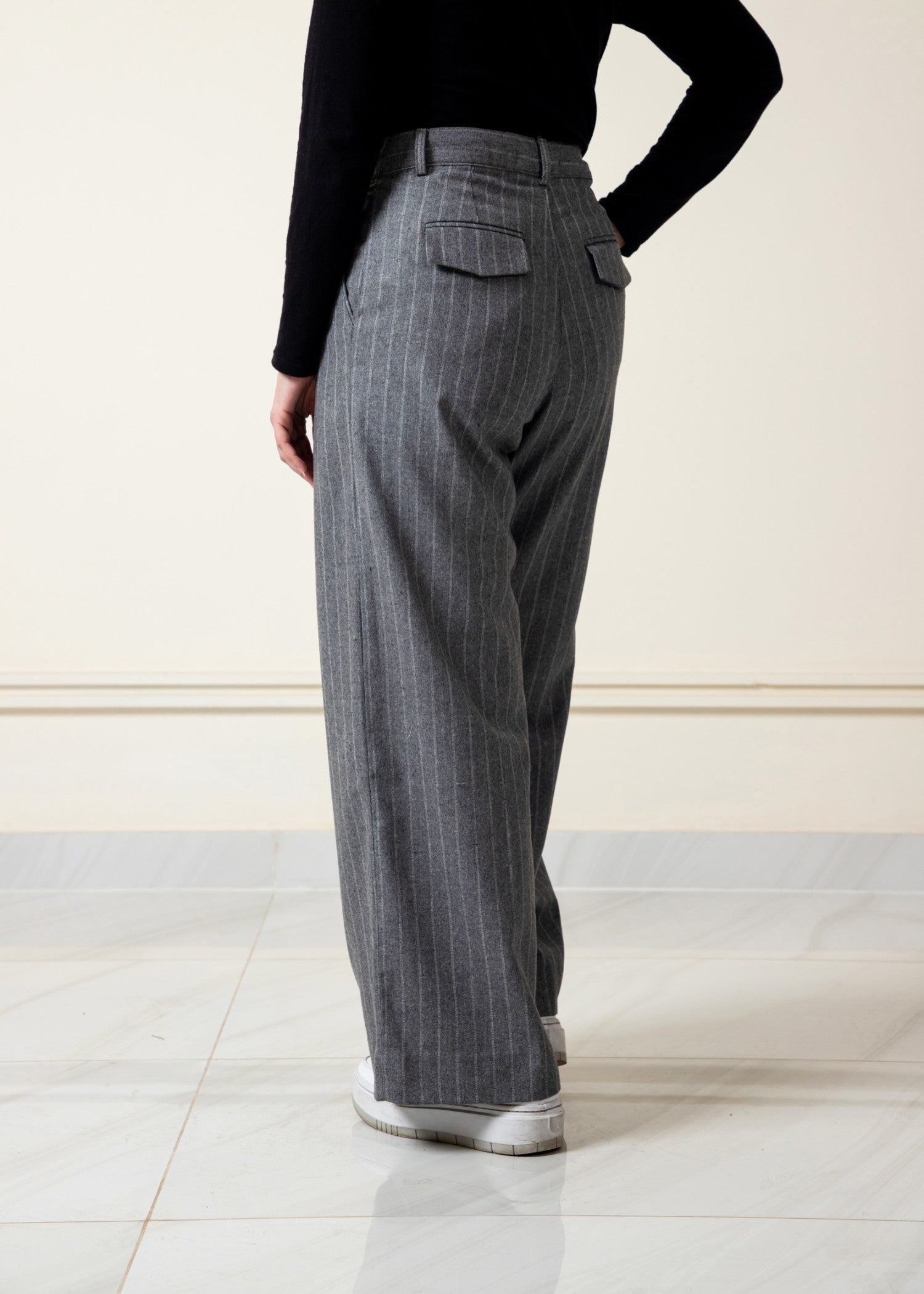 wool Pants in Grey