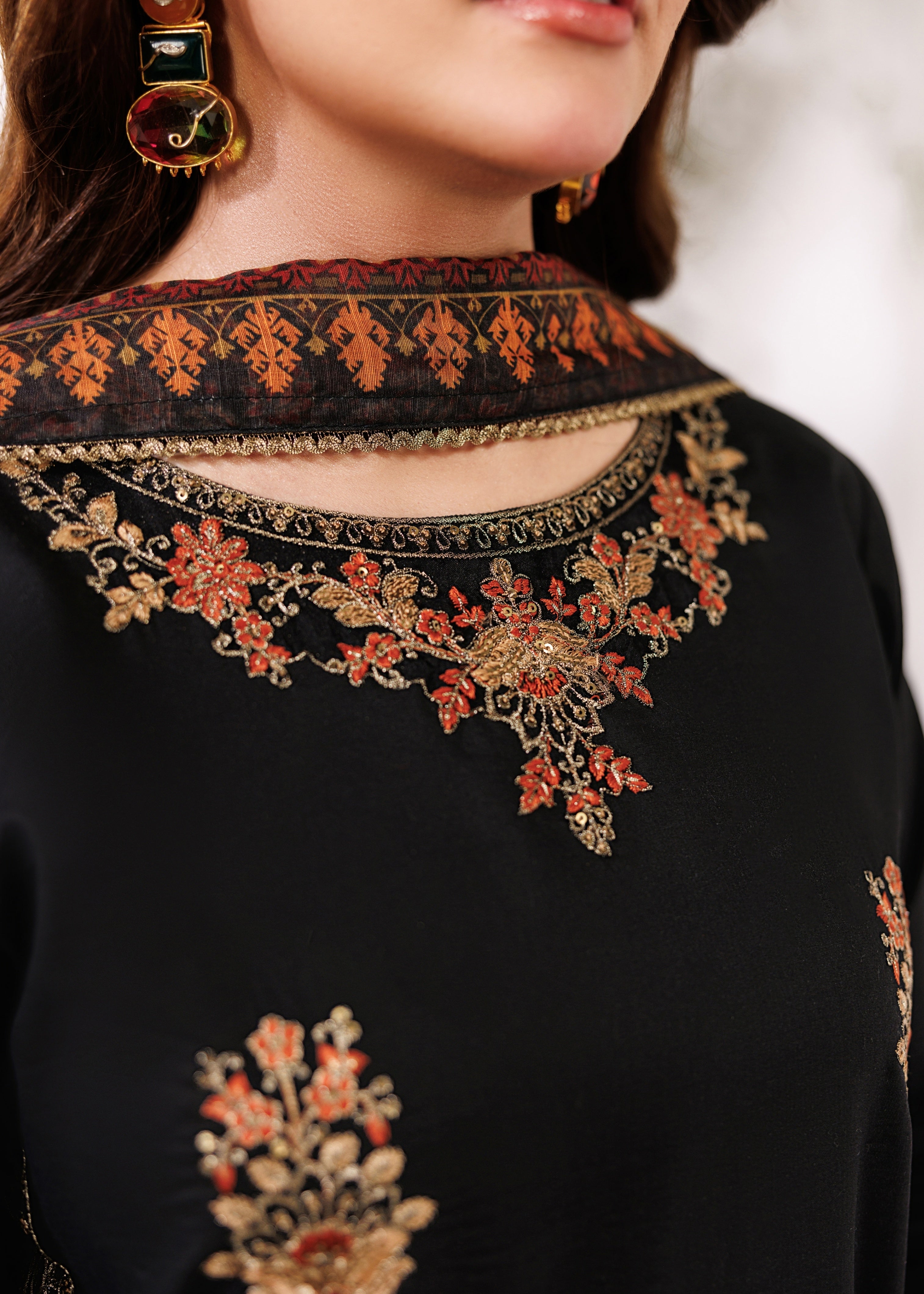 seersucker Gharara in Jet black