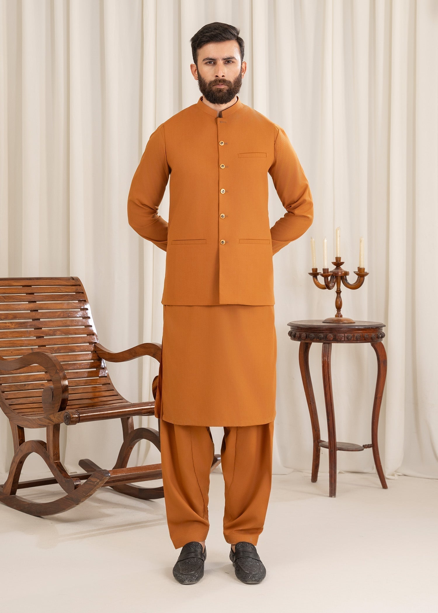 wash & wear Waistcoat in Mustard