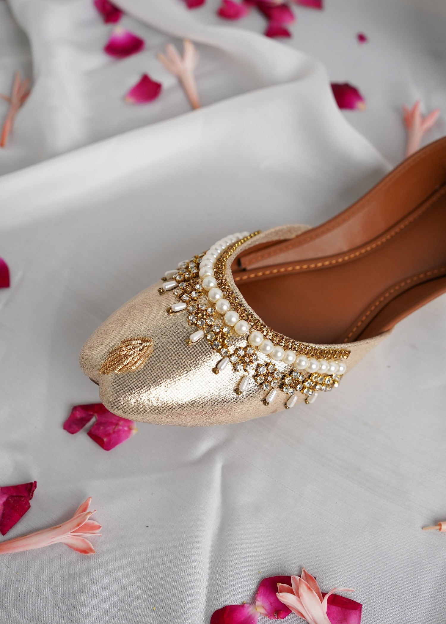 Khussa in Gold by - High Quality Women Khussa TWA8703