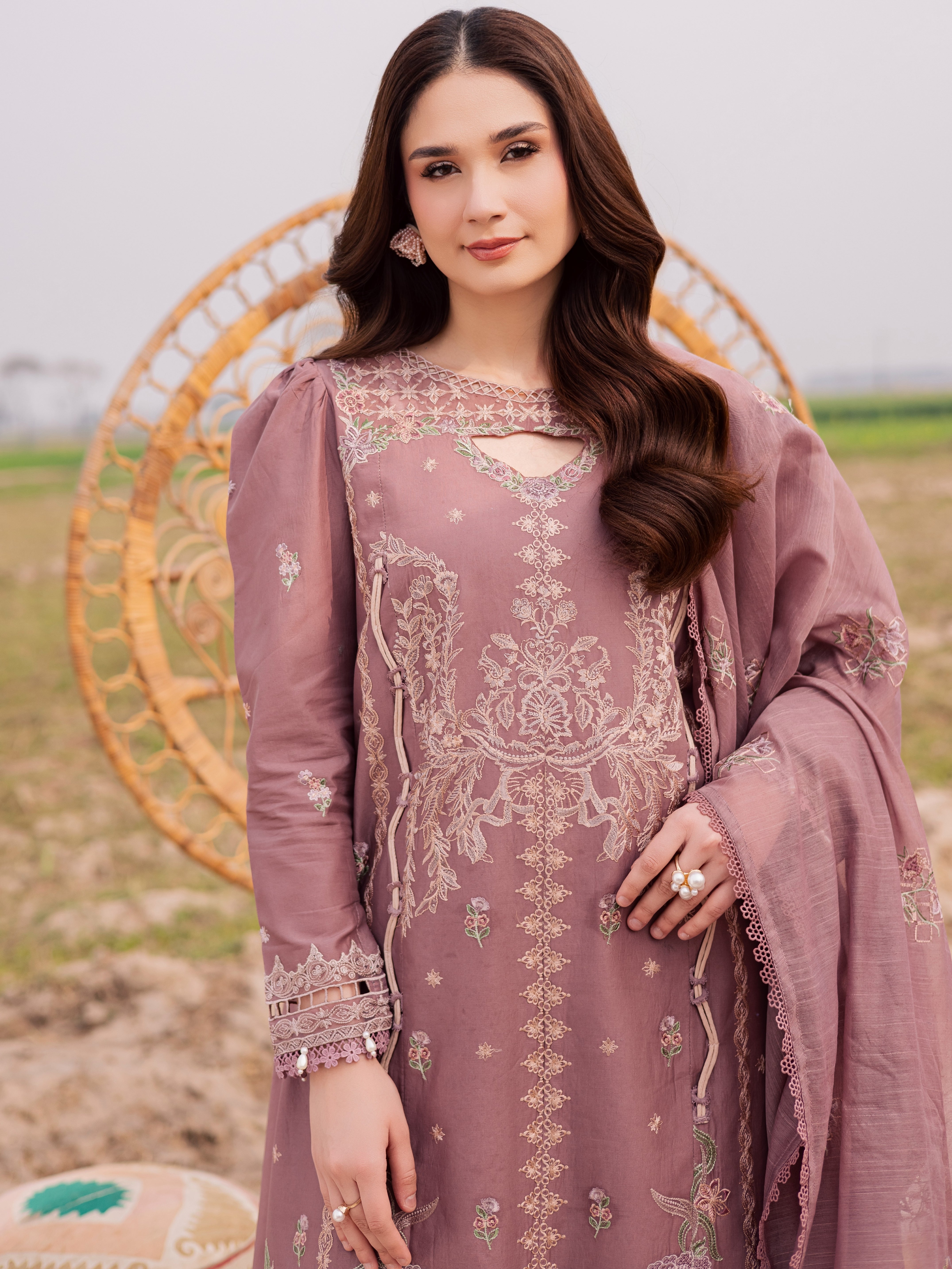 Dil-e-Raqsum Lawn – DQ-05