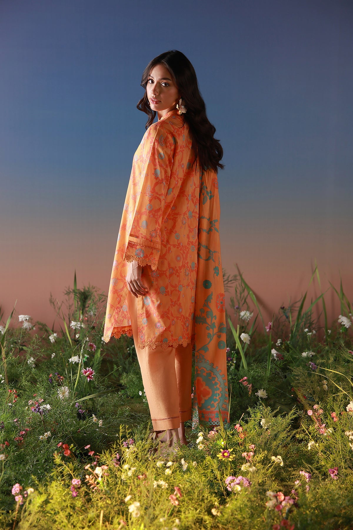 Mirha Lawn – Amber Petals