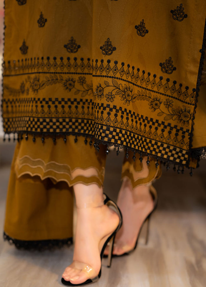 dhanak Kurta Set in Tawny brown