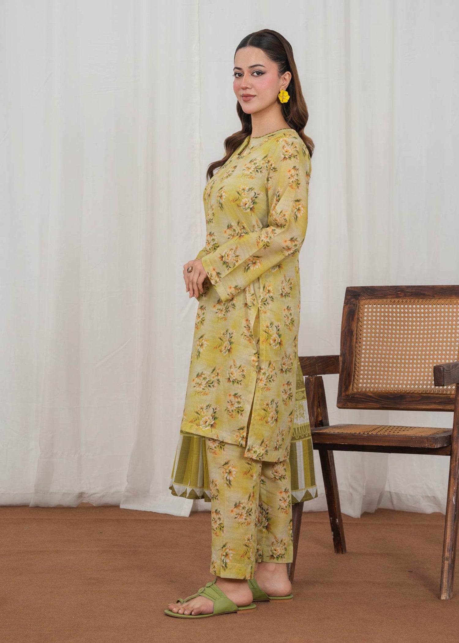 lawn Kurta Set in Beeswax