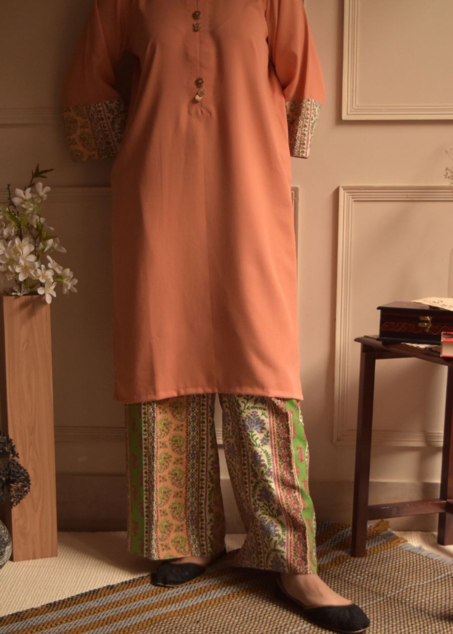 marina Kurta Set in Peach pink, multi