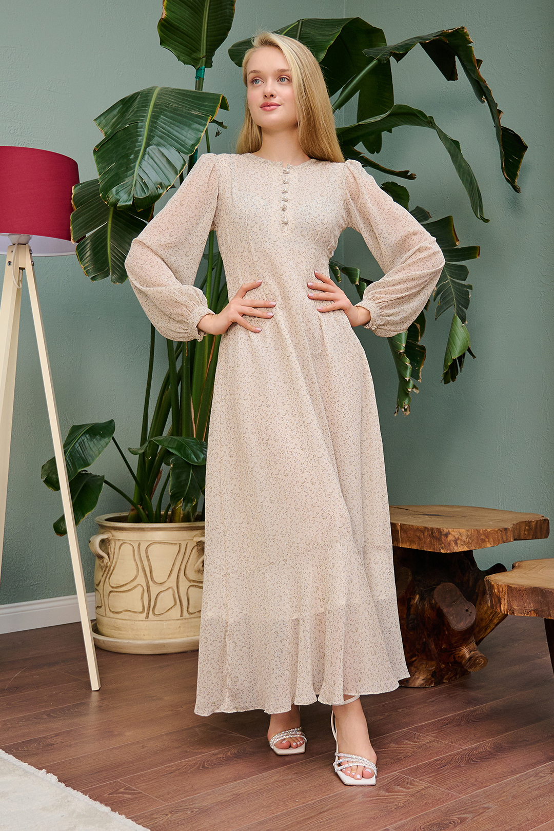 chiffon Dress in Pearl white