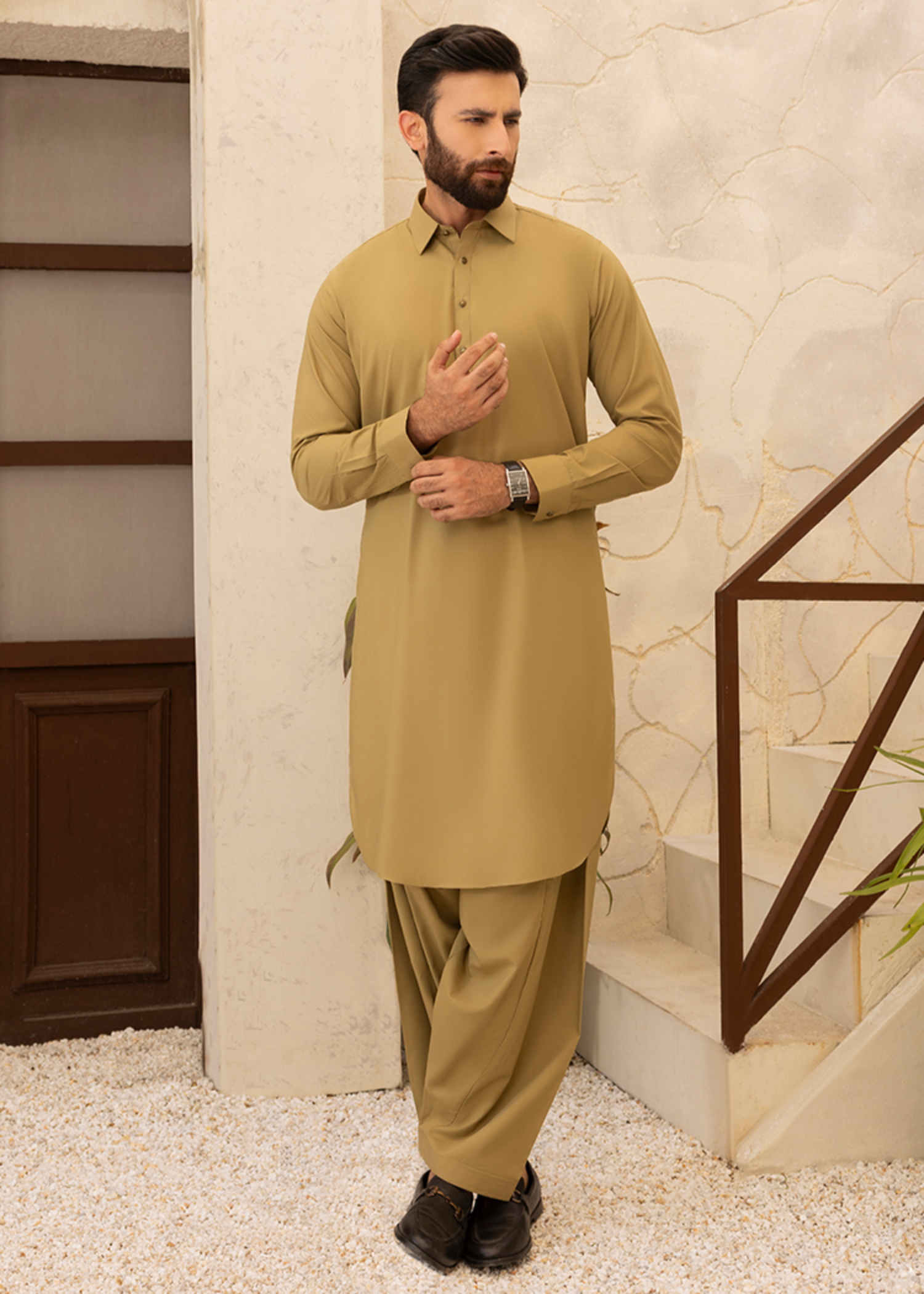 wash & wear Shalwar Kameez in Sand brown