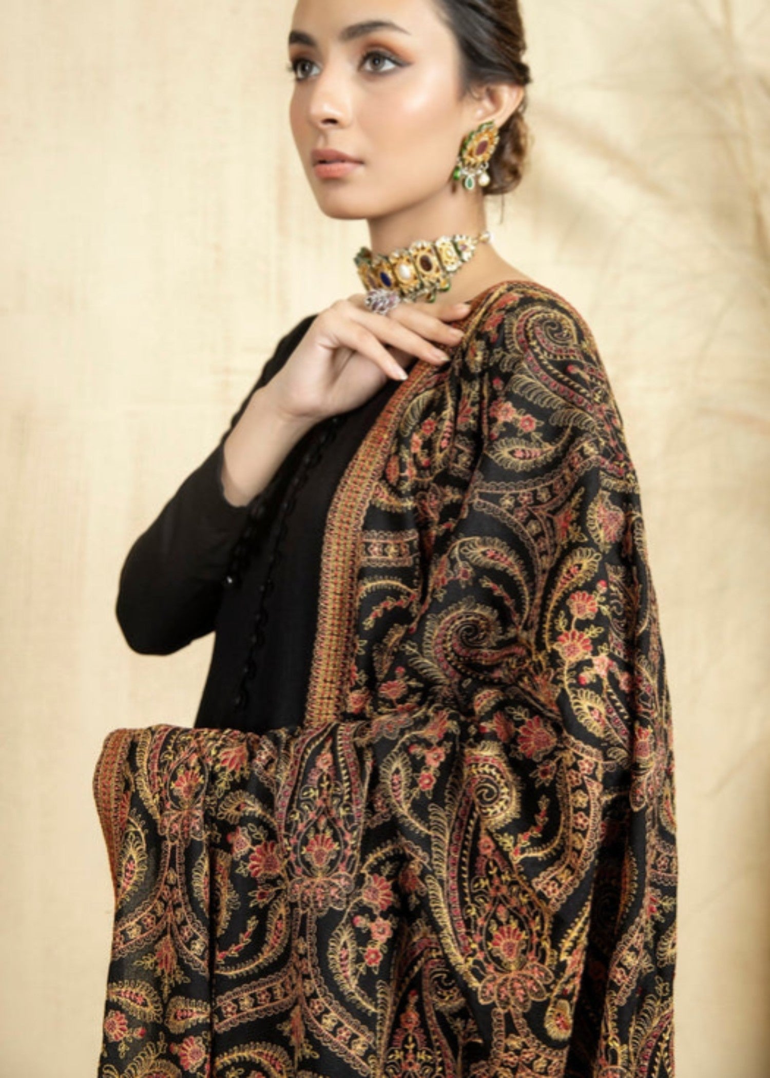 Shawl in Black Color by - Trendy Women Shawl MZB5862