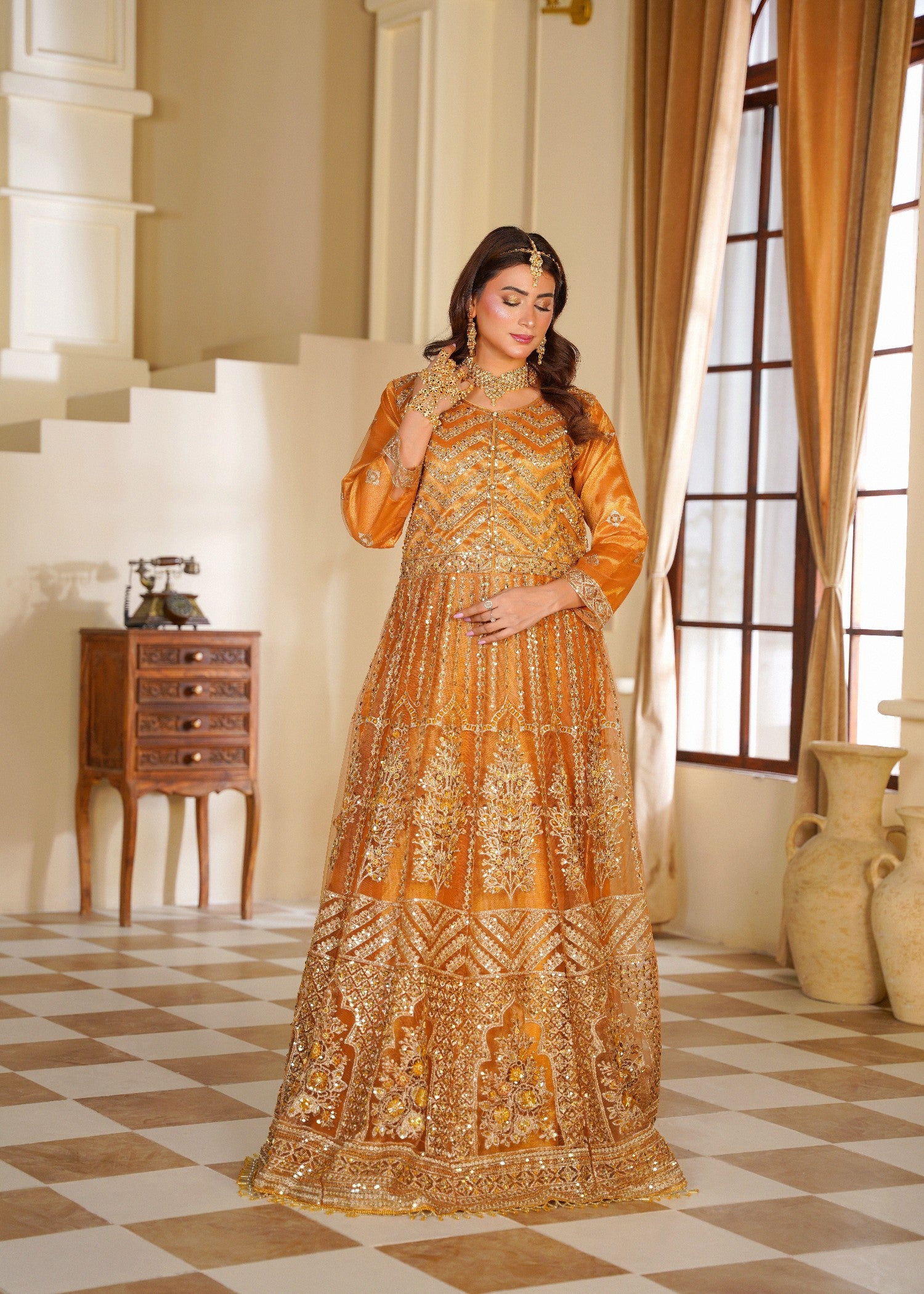 zari net Maxi in Mari gold