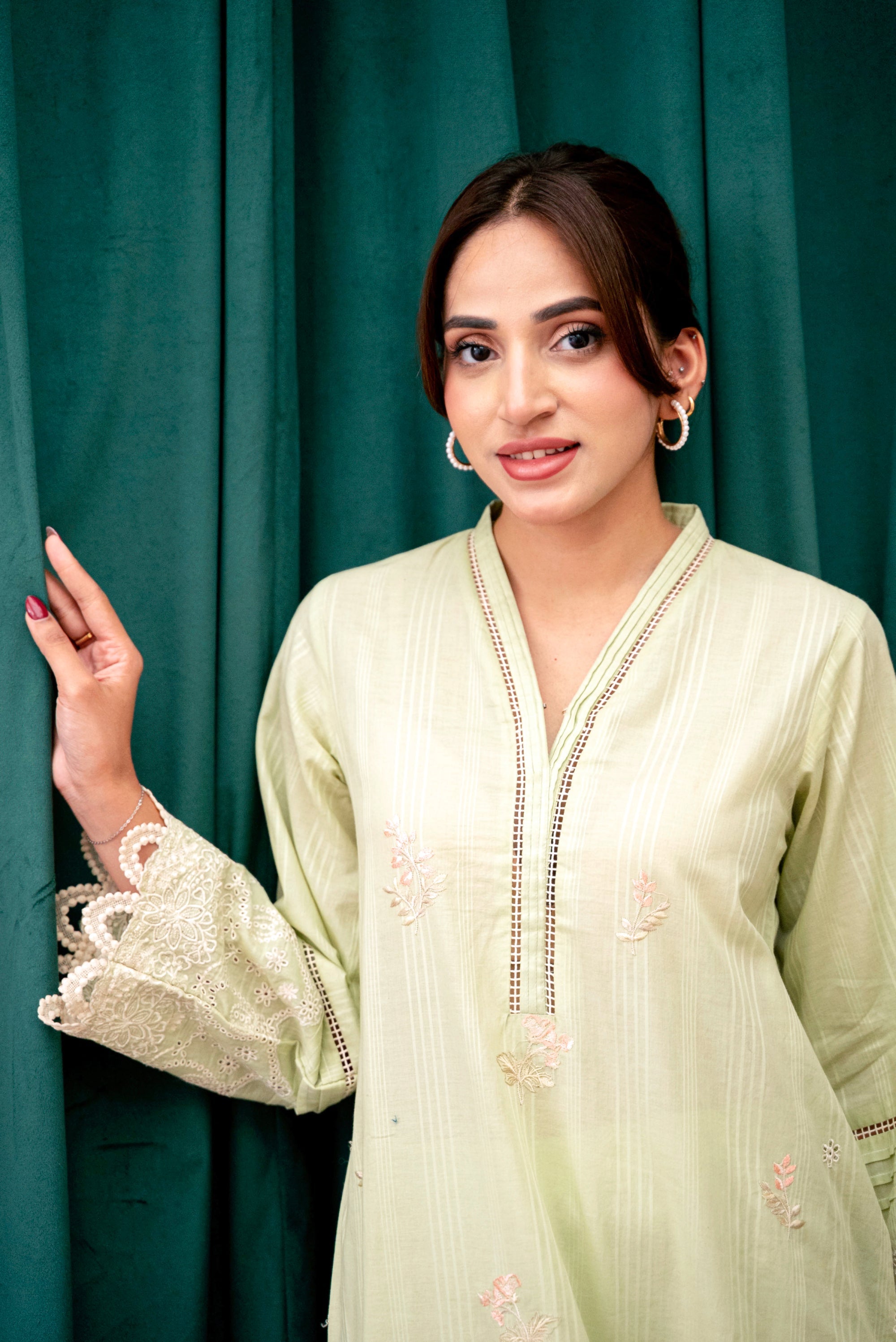 lawn Kurta Set in Light yellow