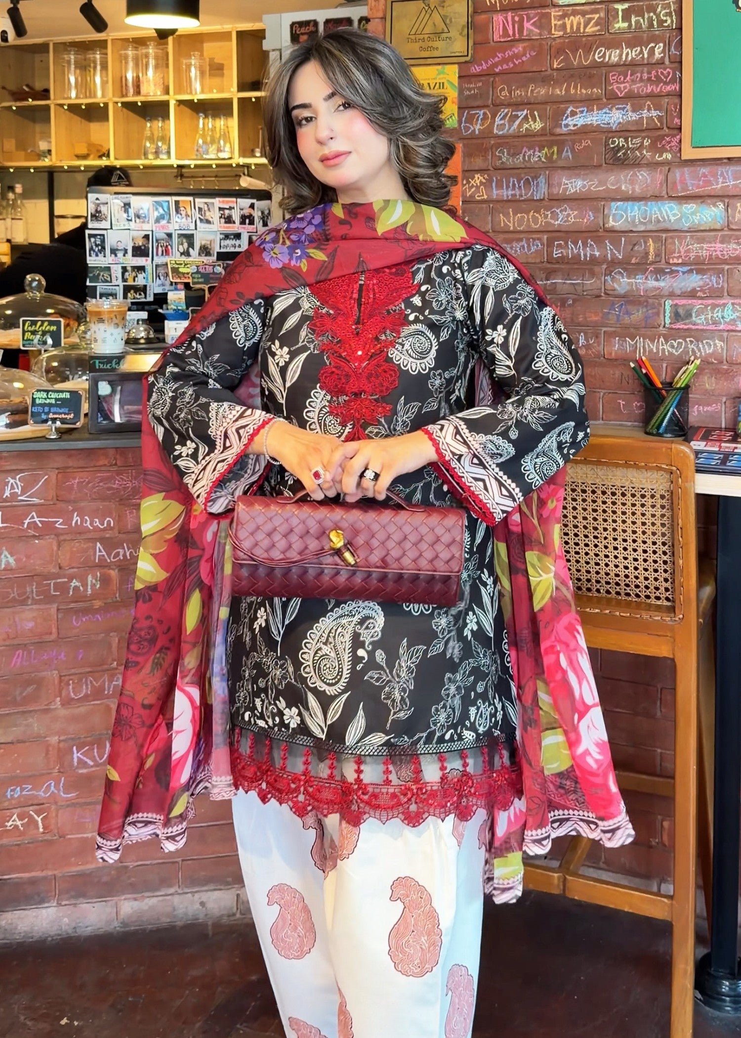 lawn Kurta Set in Black, white, maroon