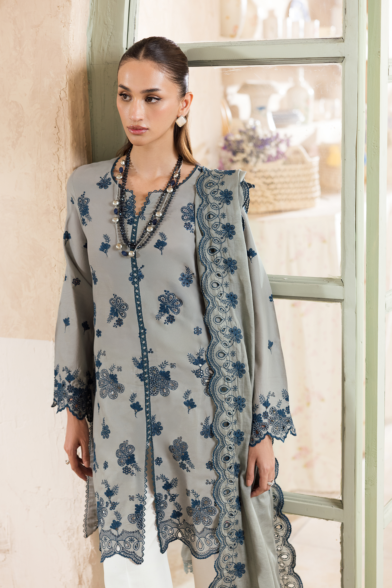 Nissa Chikankari Lawn – N-10