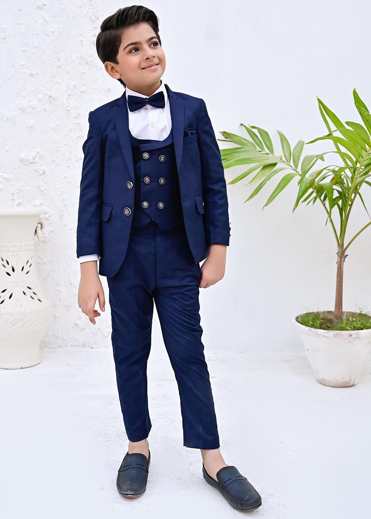 suiting Suits in Royal blue