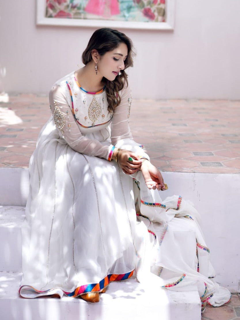 polyester chiffon Pishwas in White