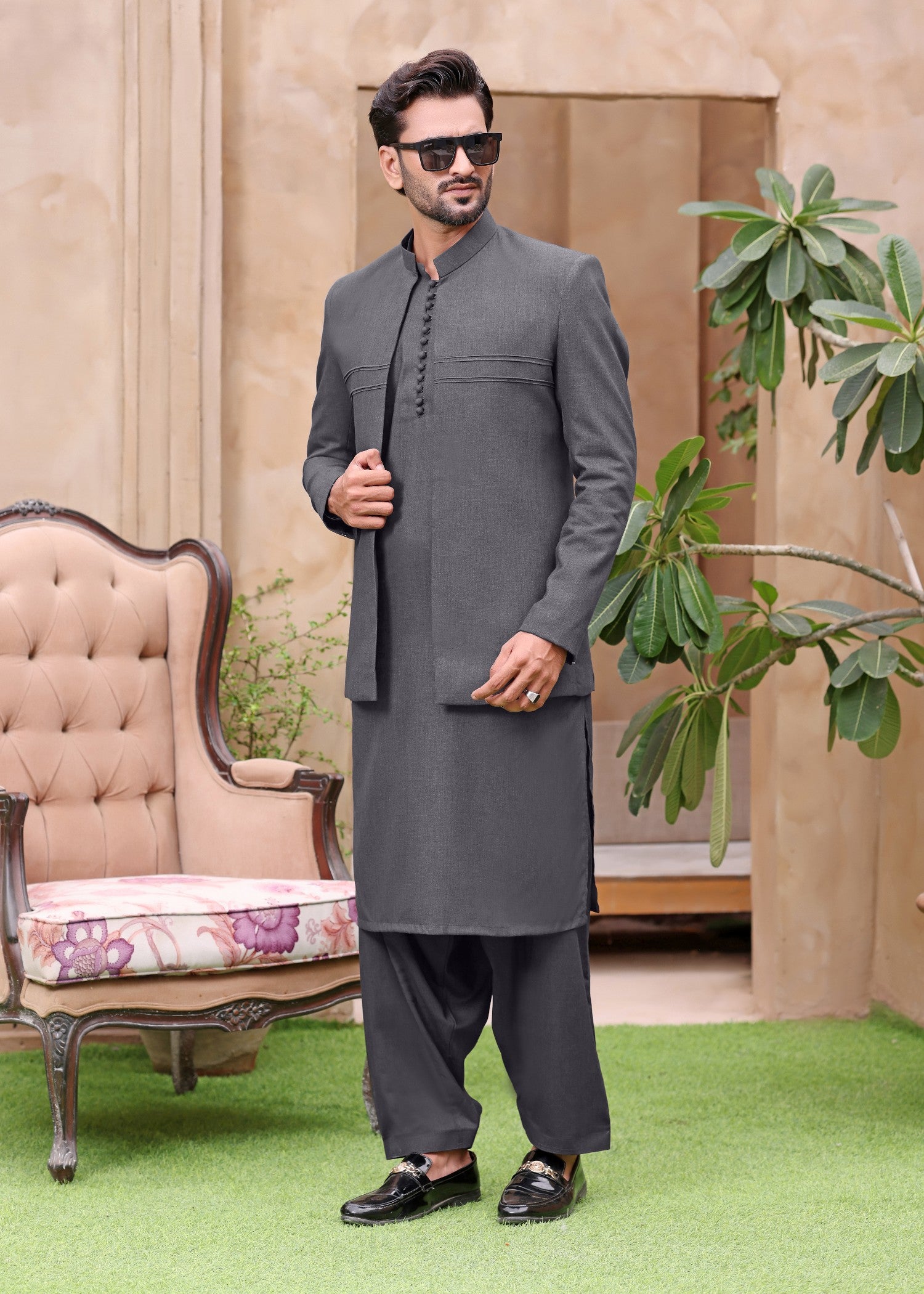 wash & wear Prince Coat in Grey