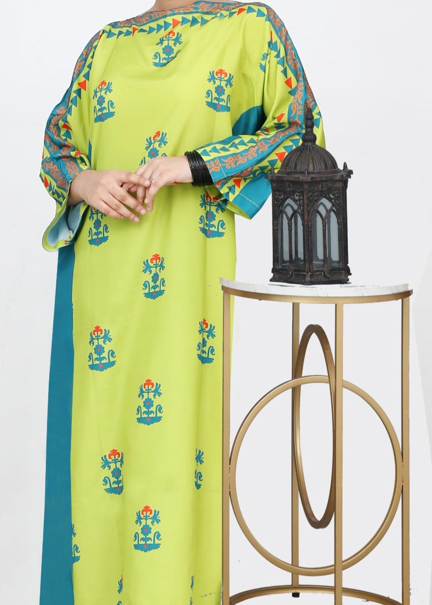 crepe silk Kurta Set in Yellow green