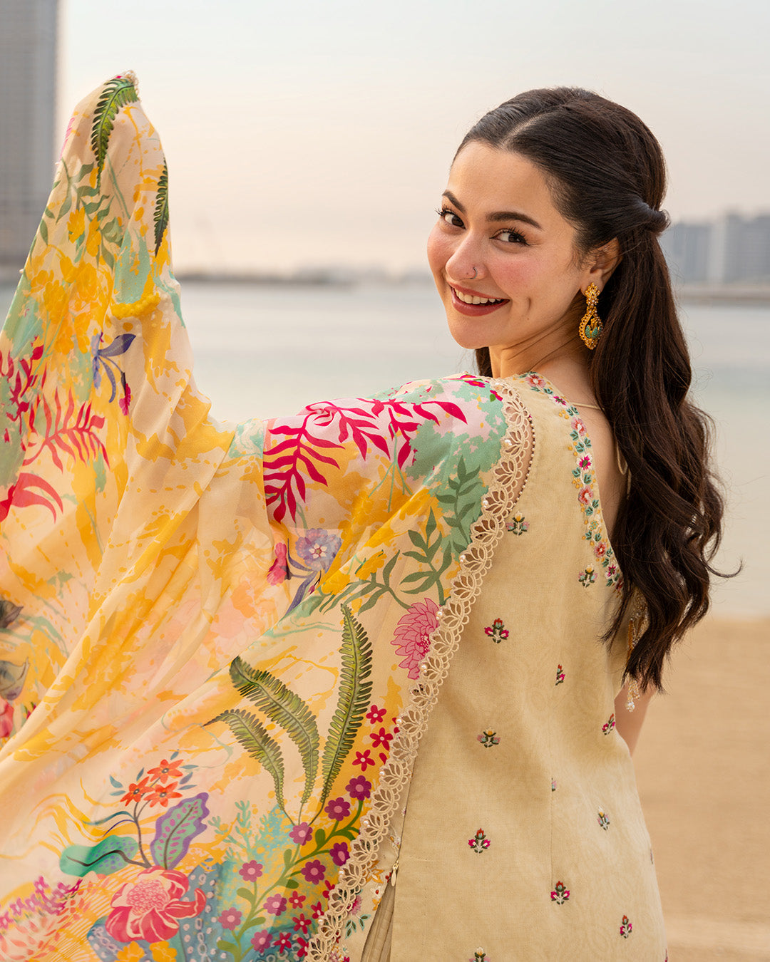 Aya Eid Luxury Lawn – Merjem