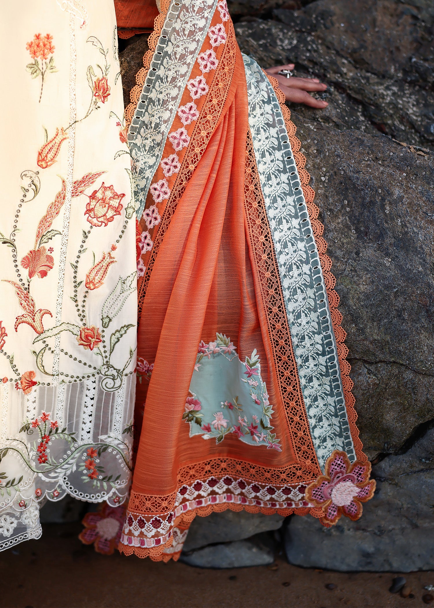 Breeze Festive Luxury Lawn – GIA-5-A