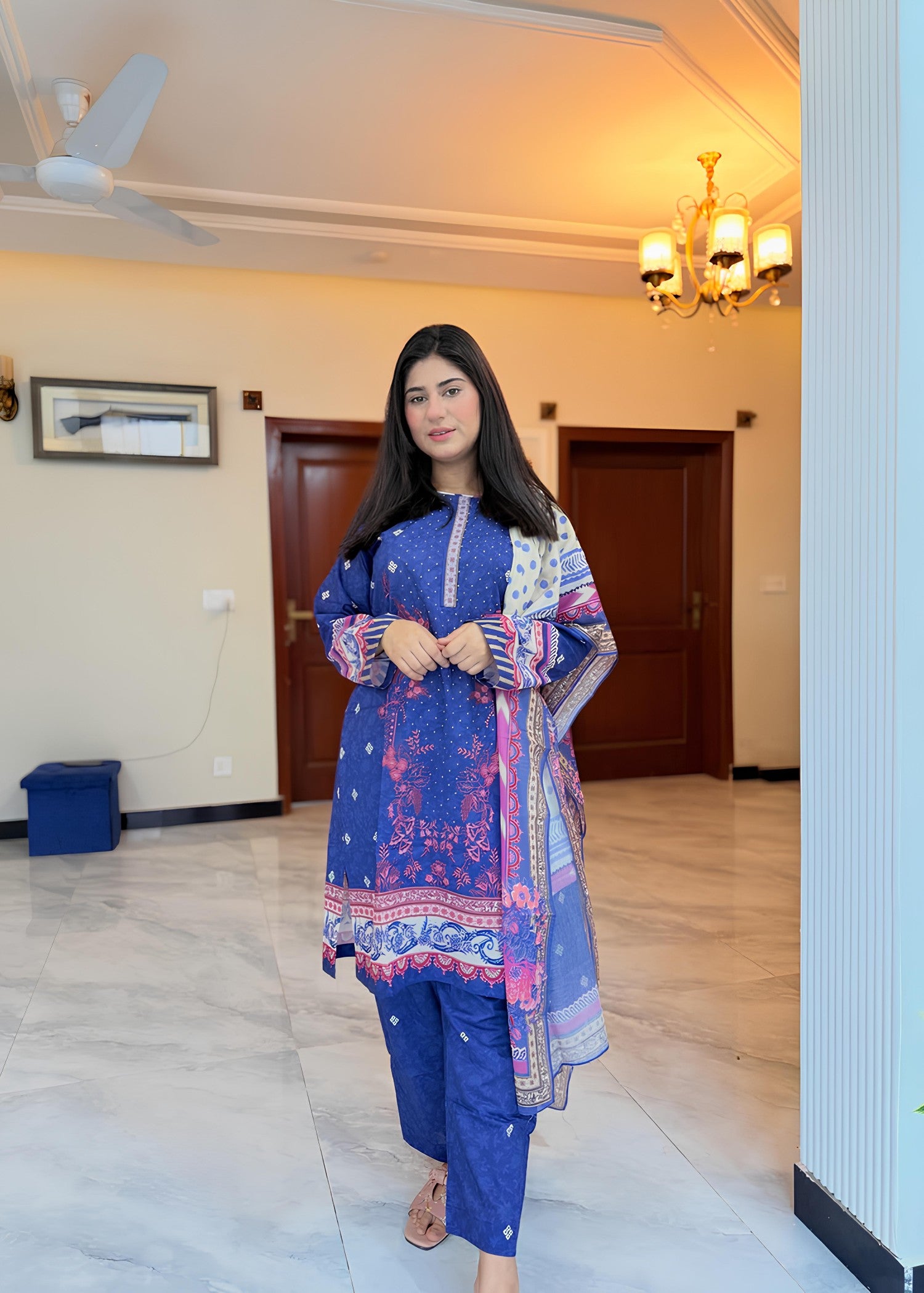 lawn Kurta Set in Multi, sapphire blue