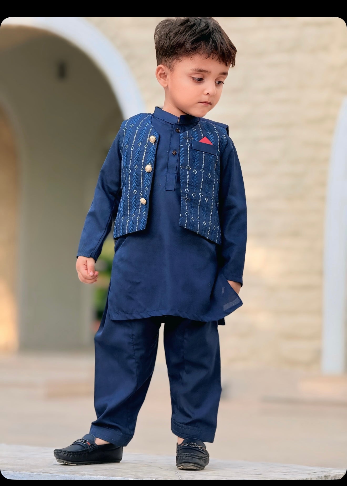 wash & wear Waistcoat in Cobalt blue