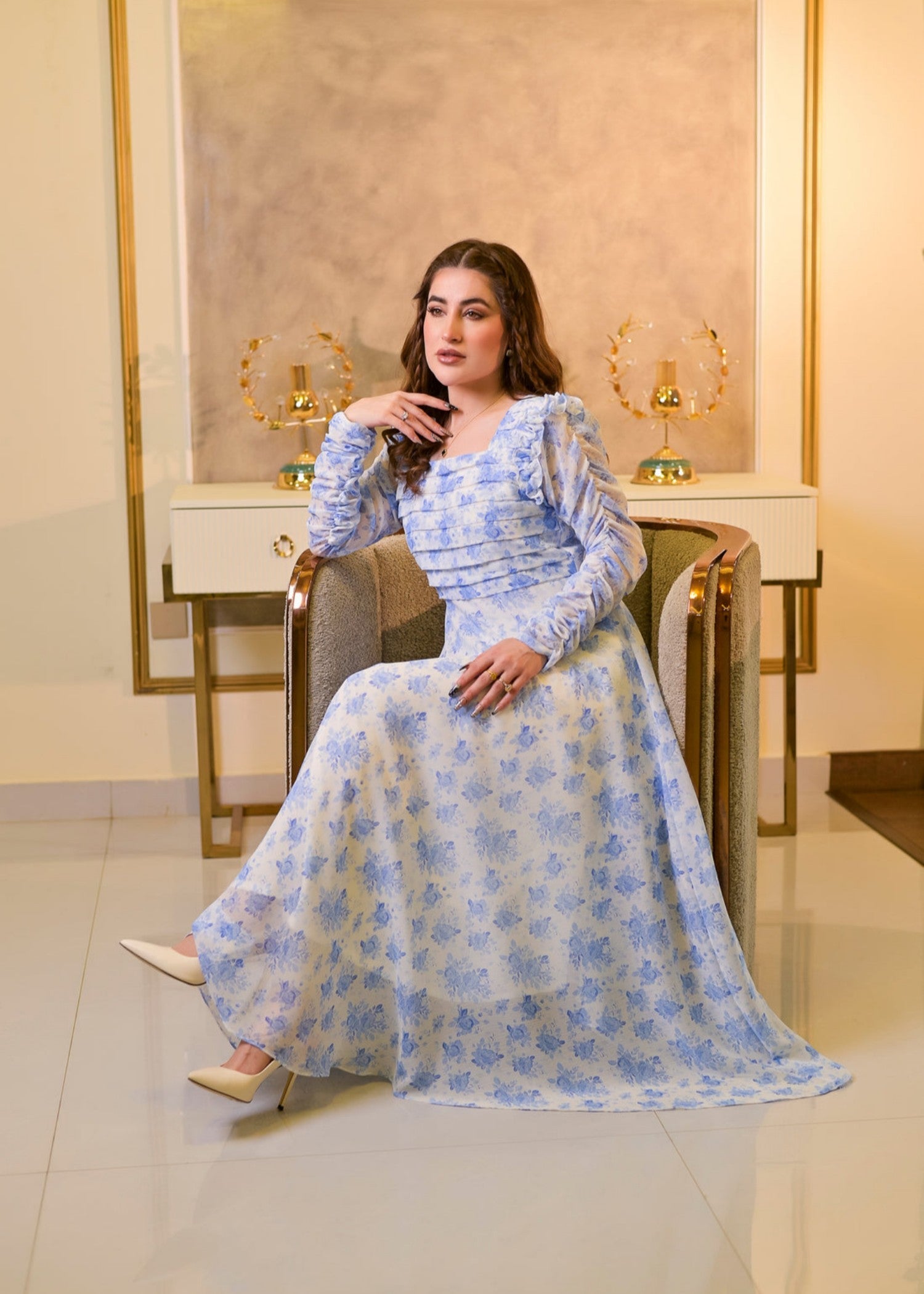 chiffon Maxi in Off-white, blue