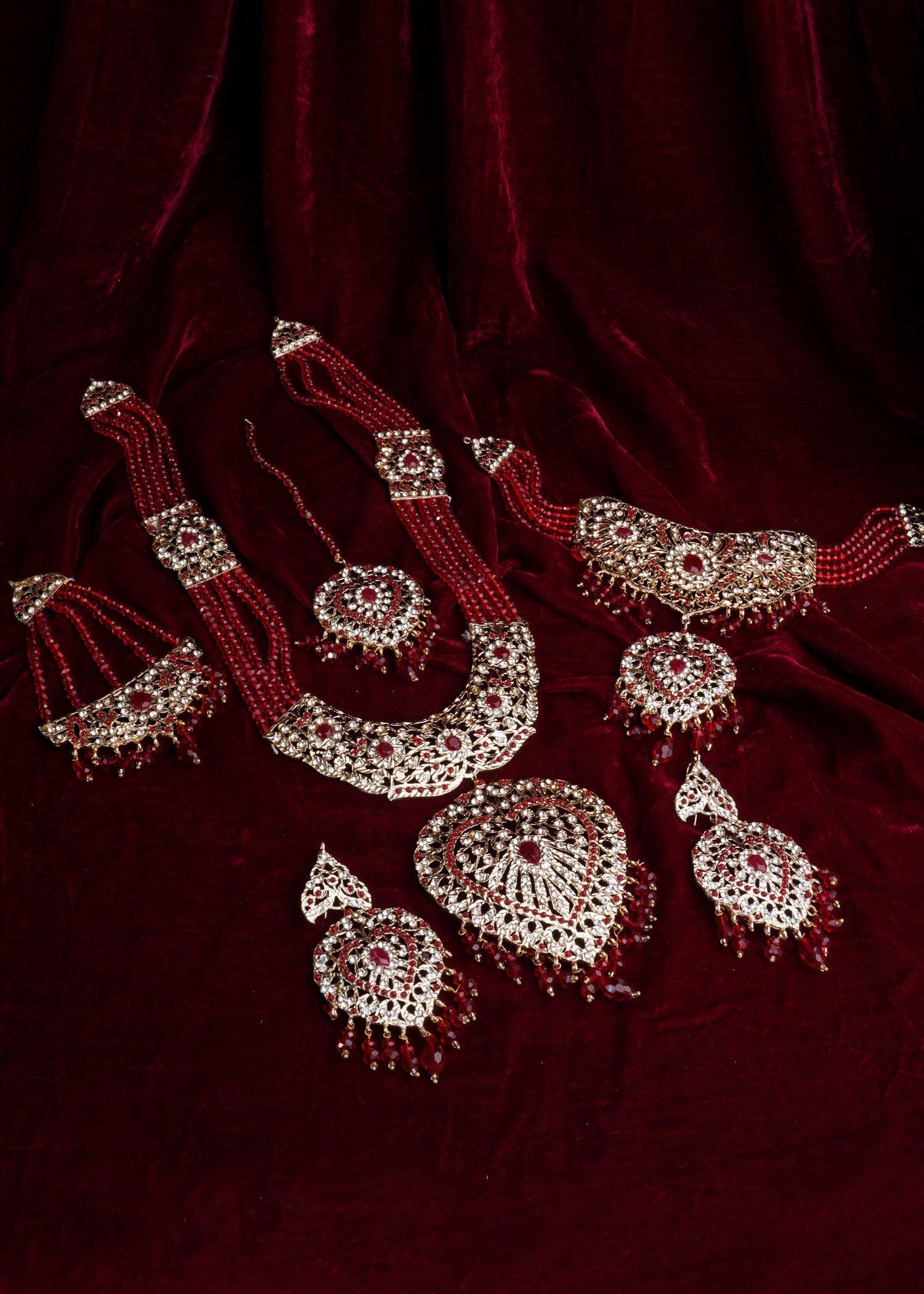 Jewelry Set in Maroon Color by - Trendy Women Jewelry Set BTK4828