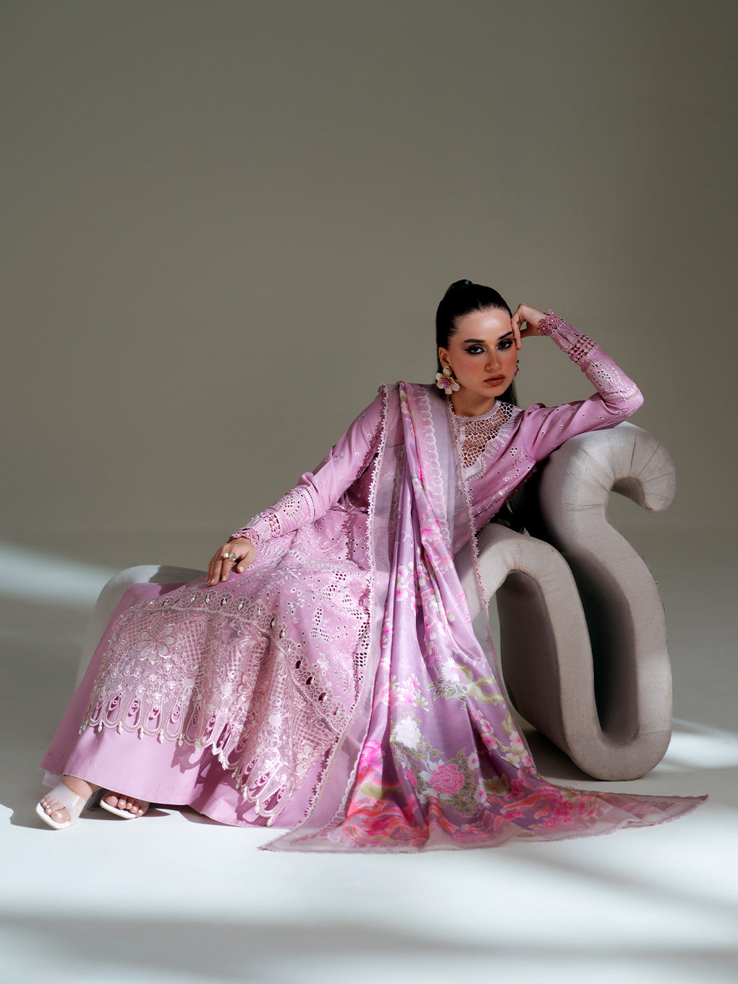 Amour Luxury Lawn – 181-B