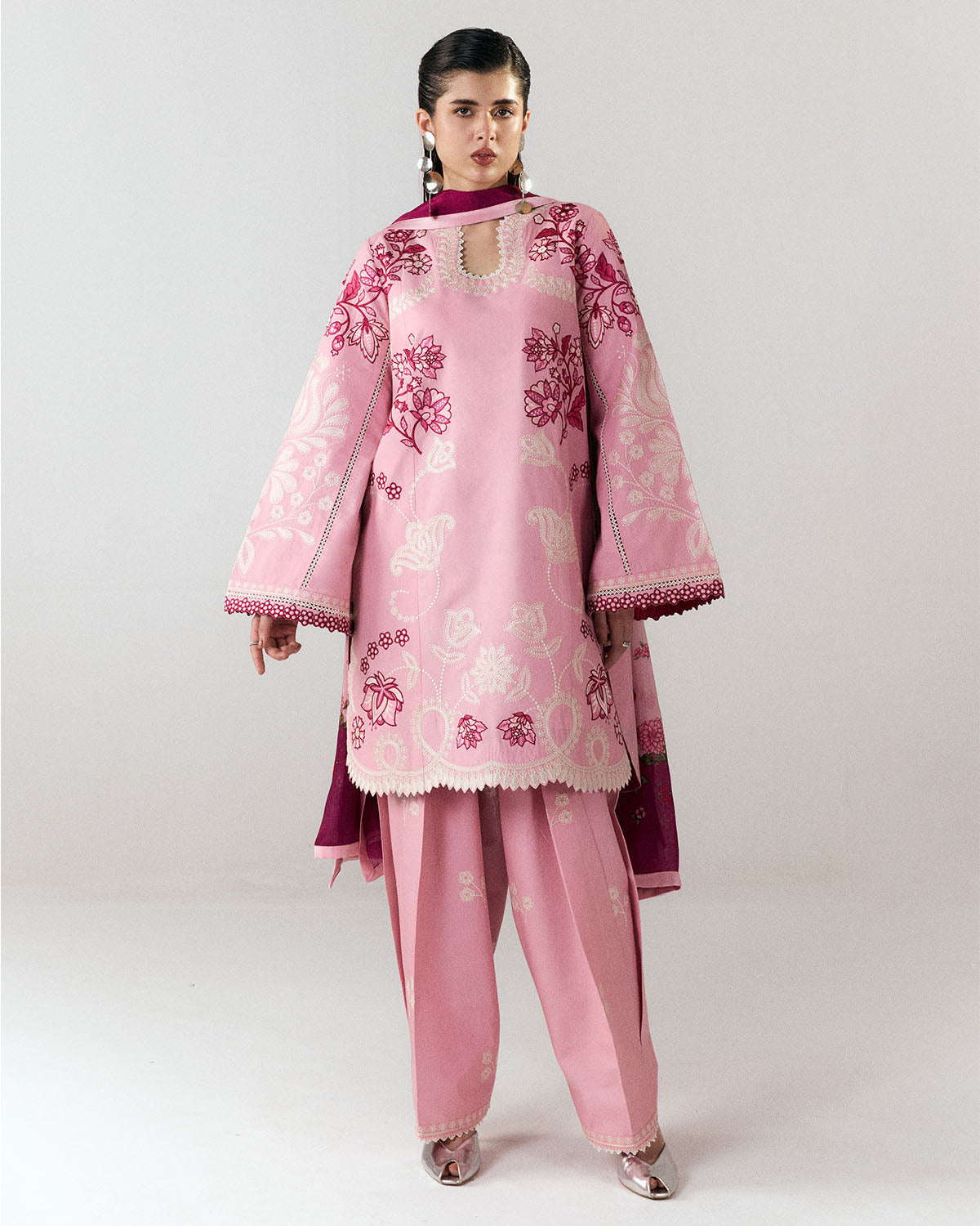 Jugnu Luxury Lawn Edit – Nanya