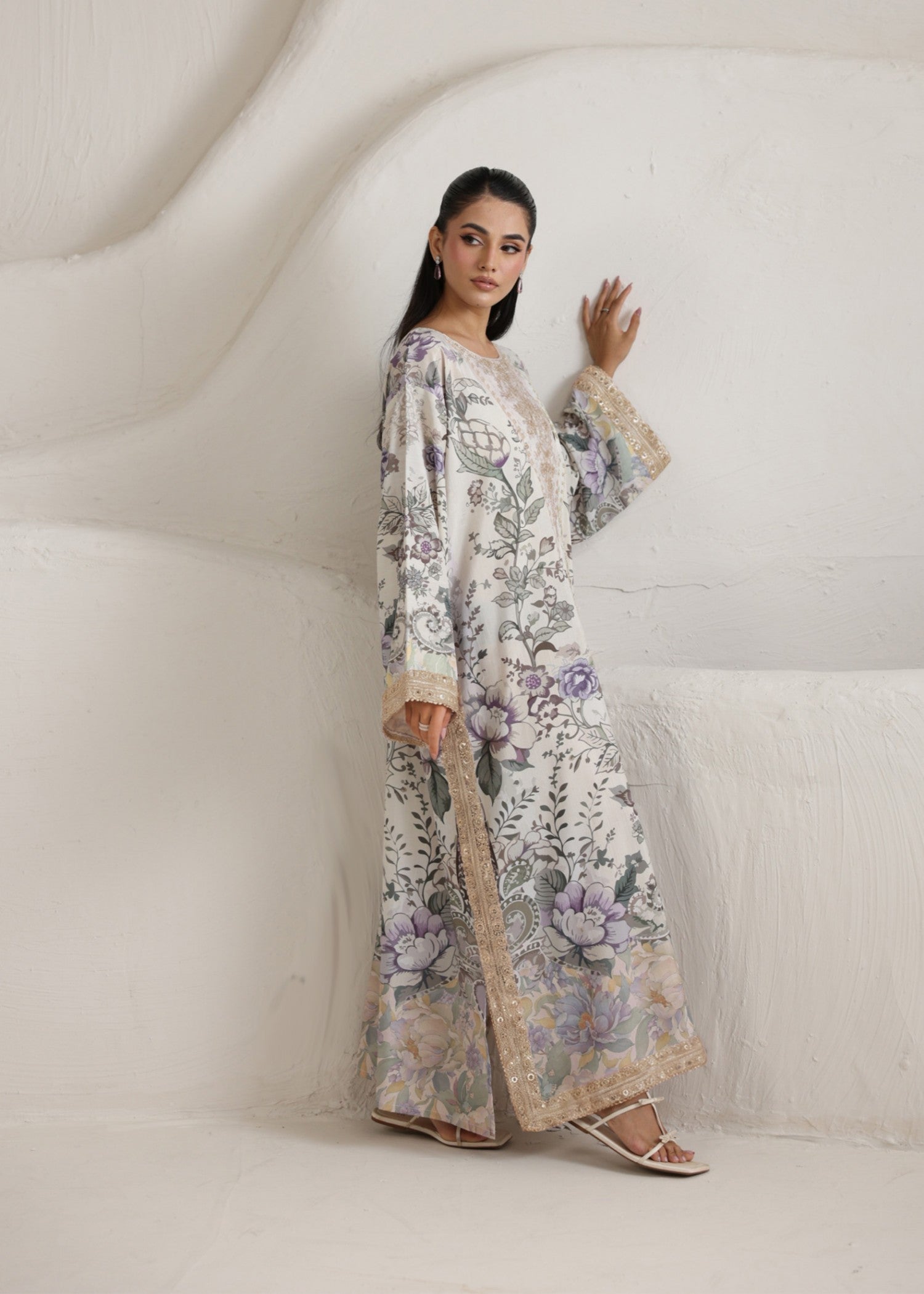 raw silk Kaftan in White