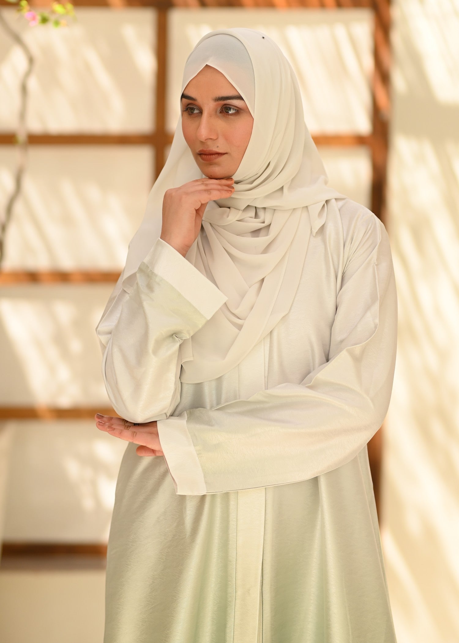 polyester-silk blend Abaya in Mint green