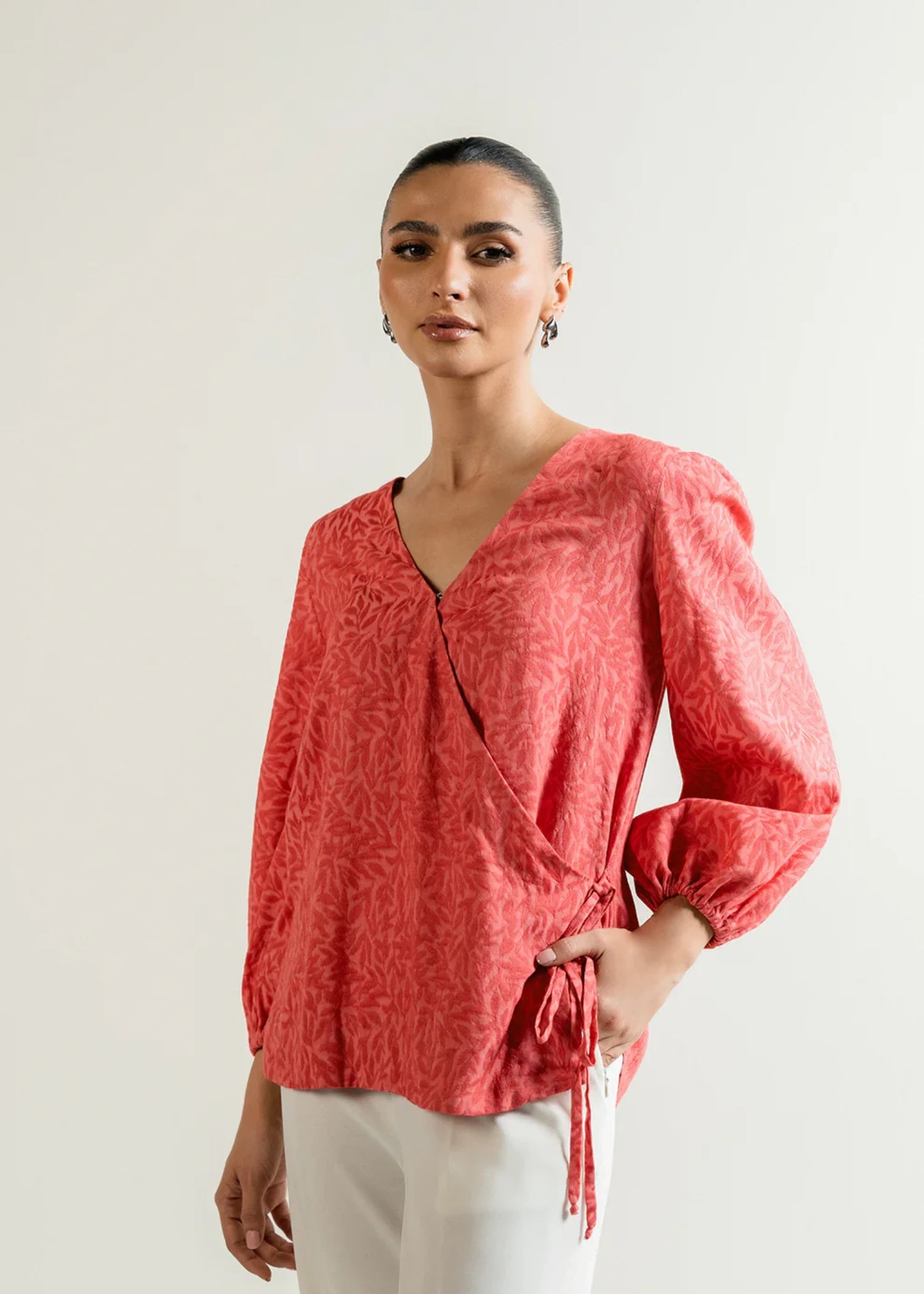 crepe Top in Coral red