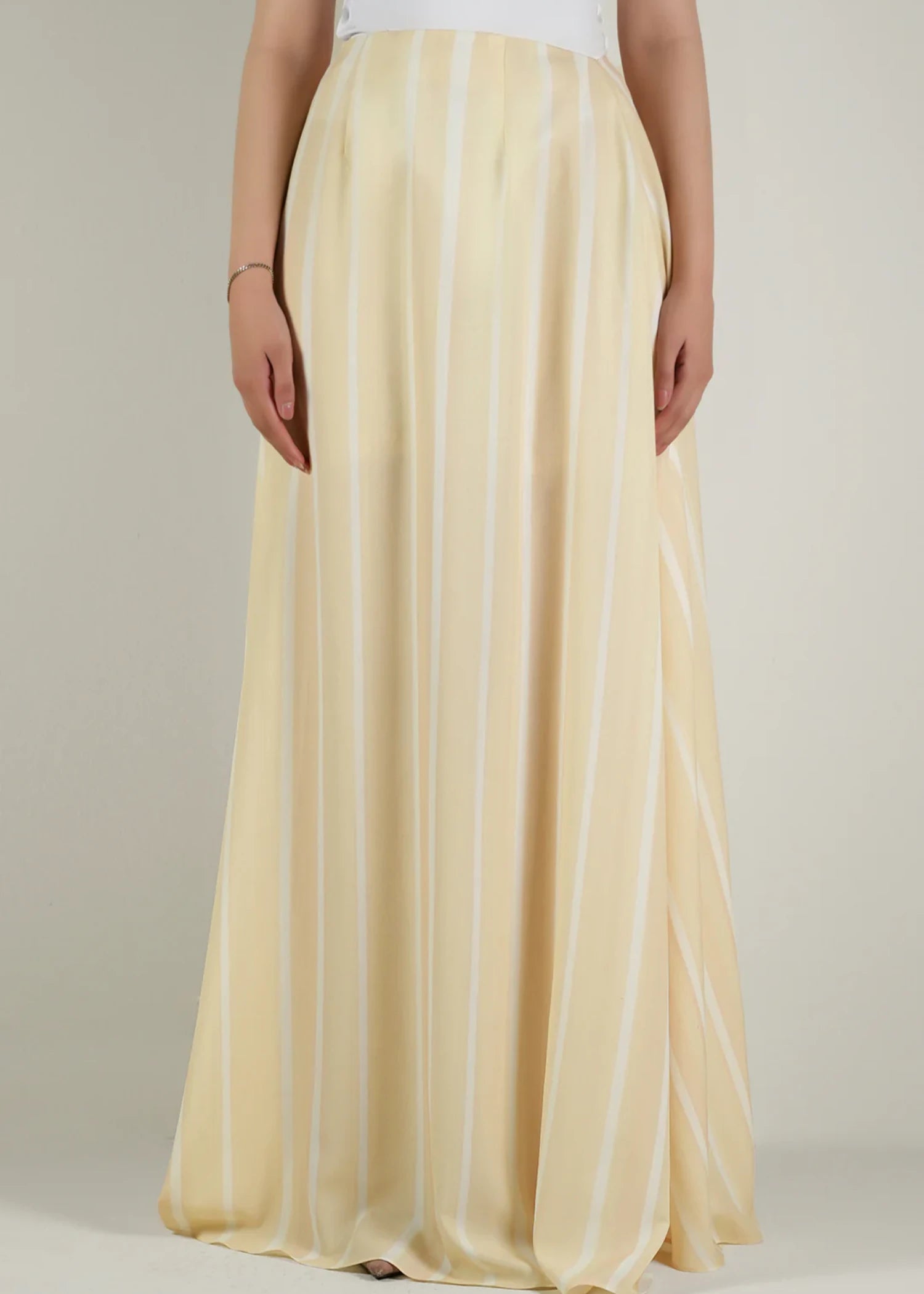 crepe Skirt in Yellow