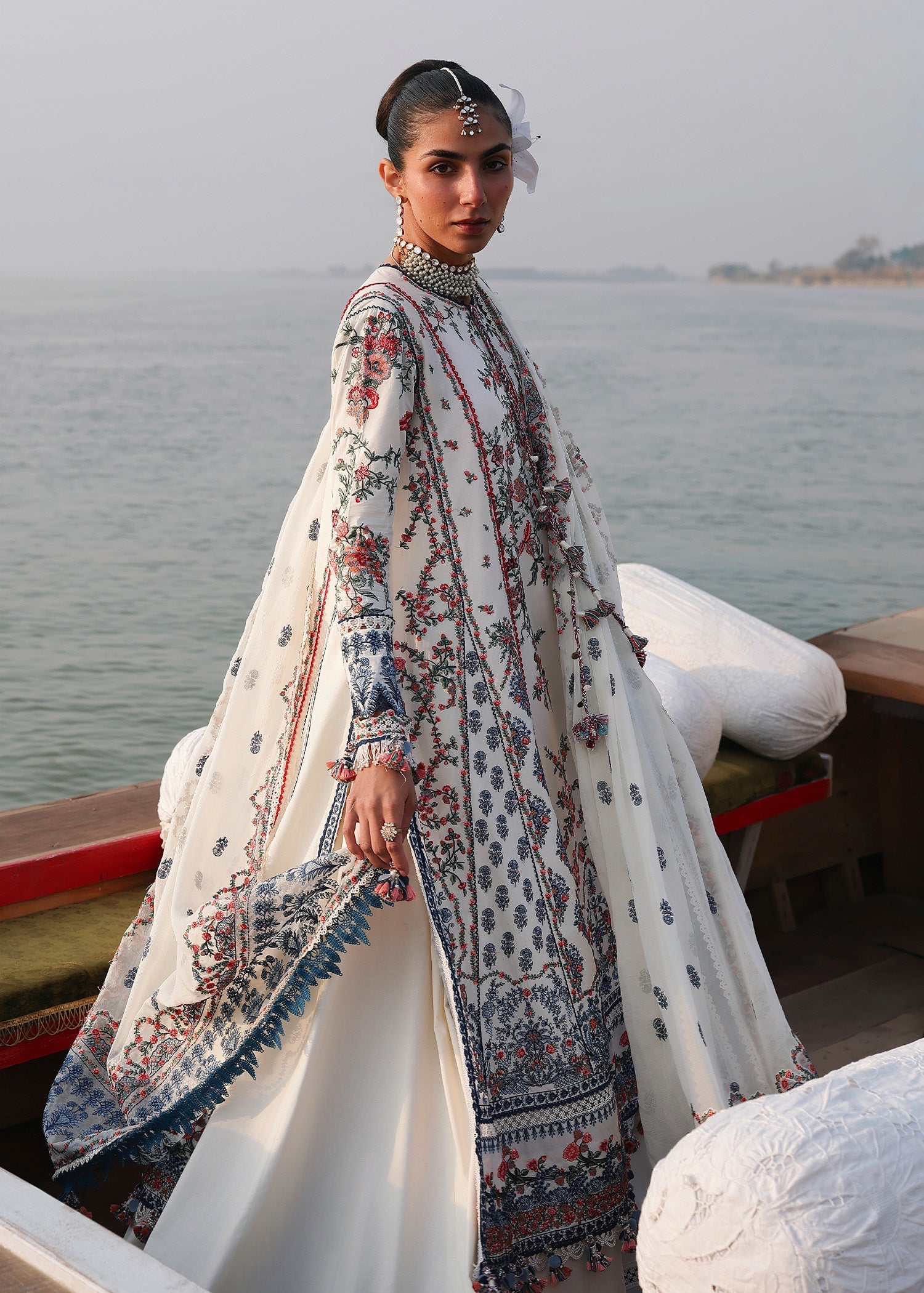 Luxury Lawn Eid Edit – Yuki