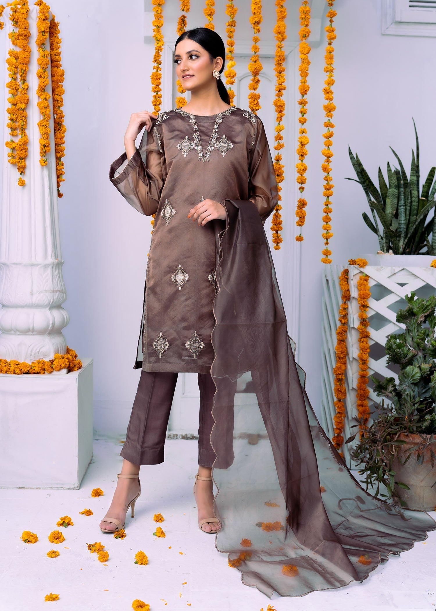 kataan organza Kurta Set in Coffee brown