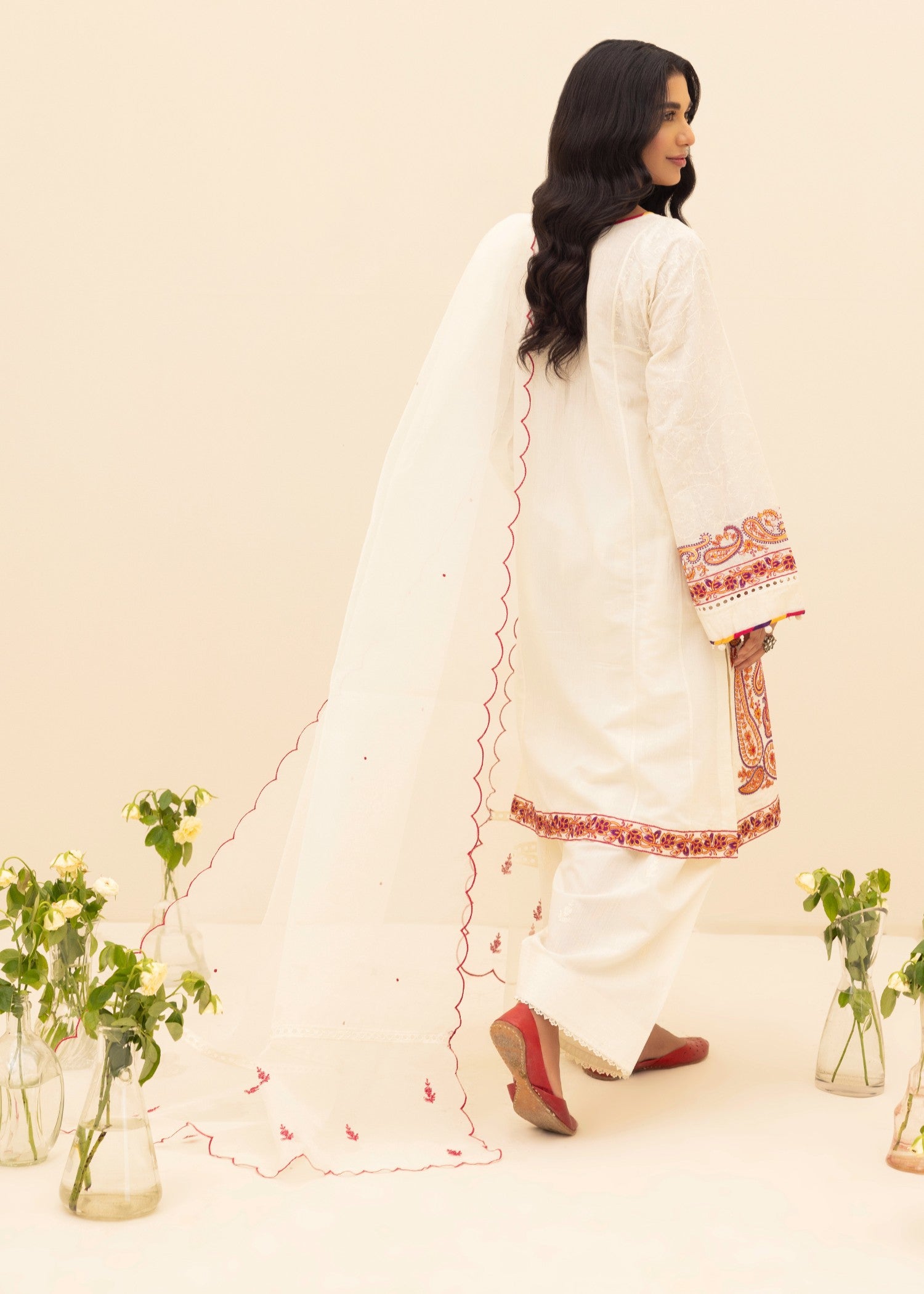 chambray Kurta Set in Off-white