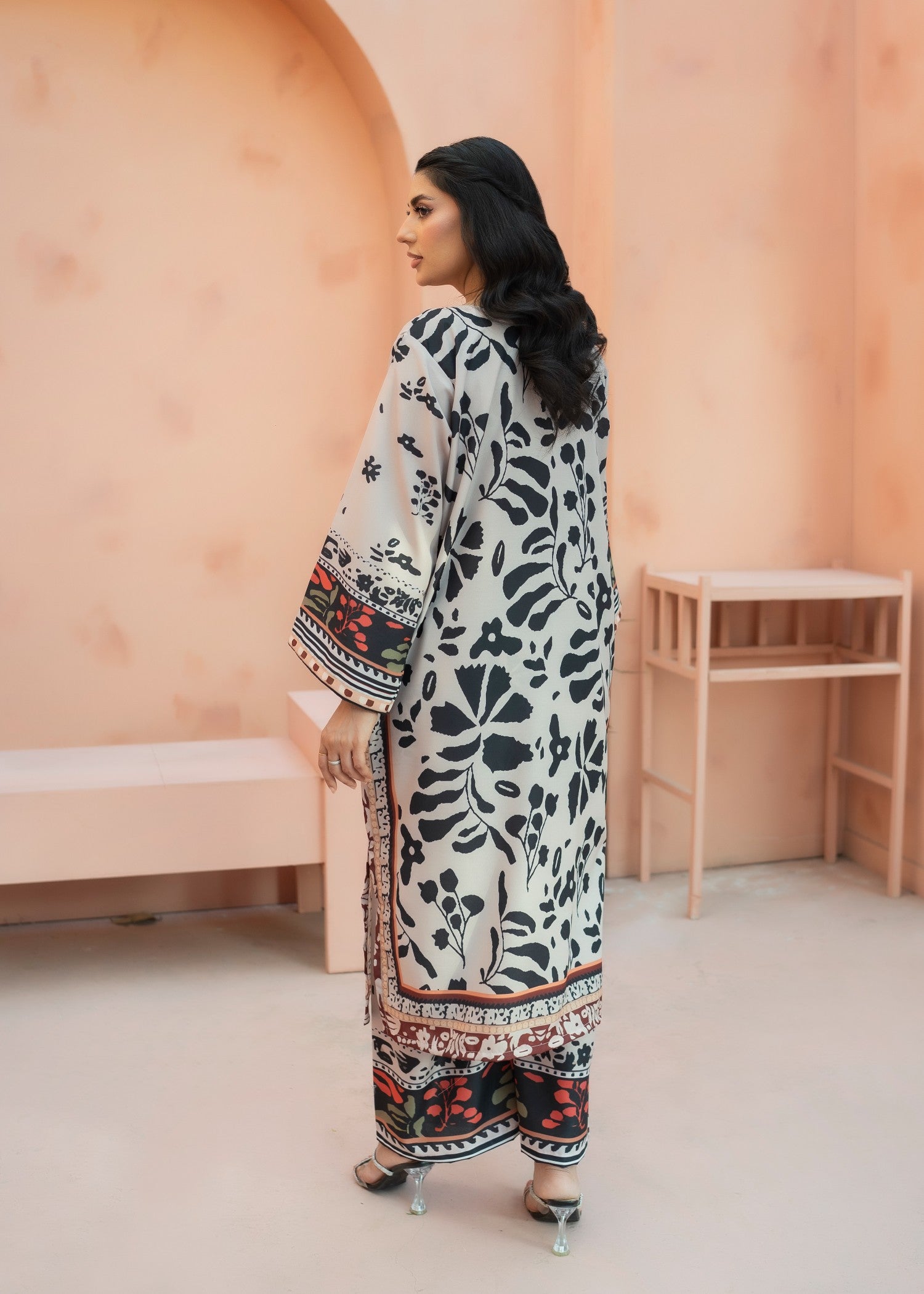 poly lawn Kurta Set in Black, floral white
