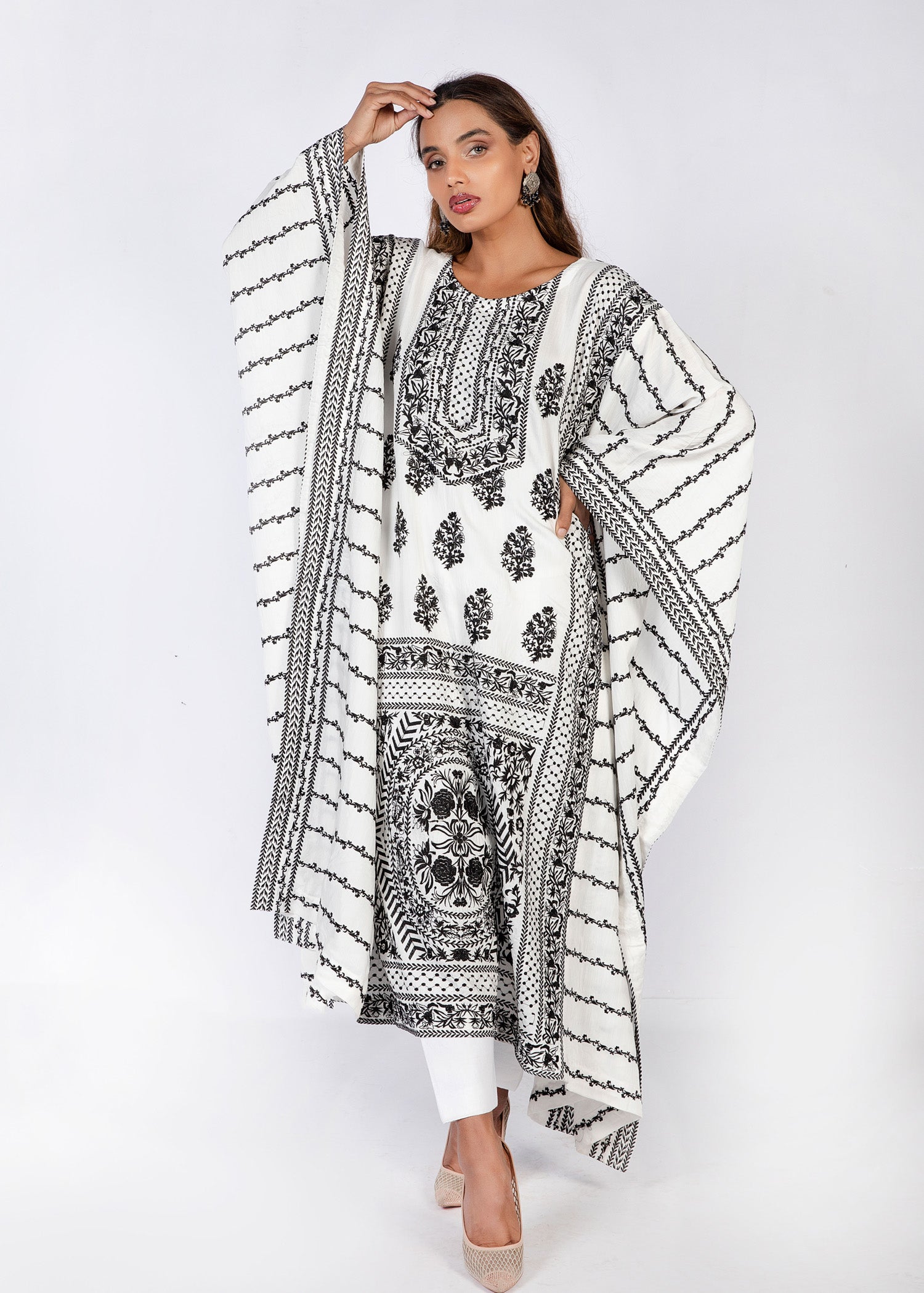 cotton silk Kaftan in White