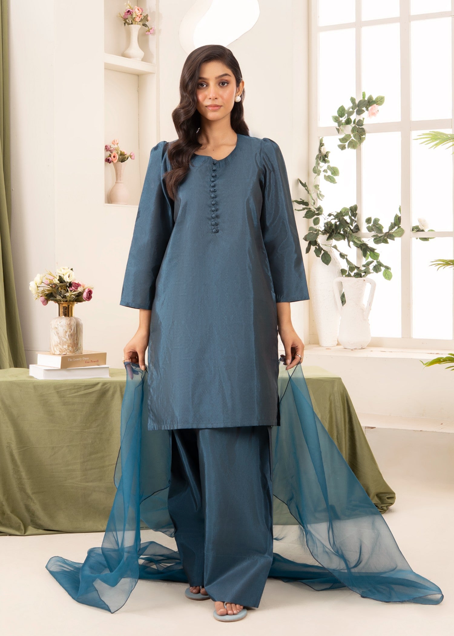viscose raw silk Kurta Set in Steel teal