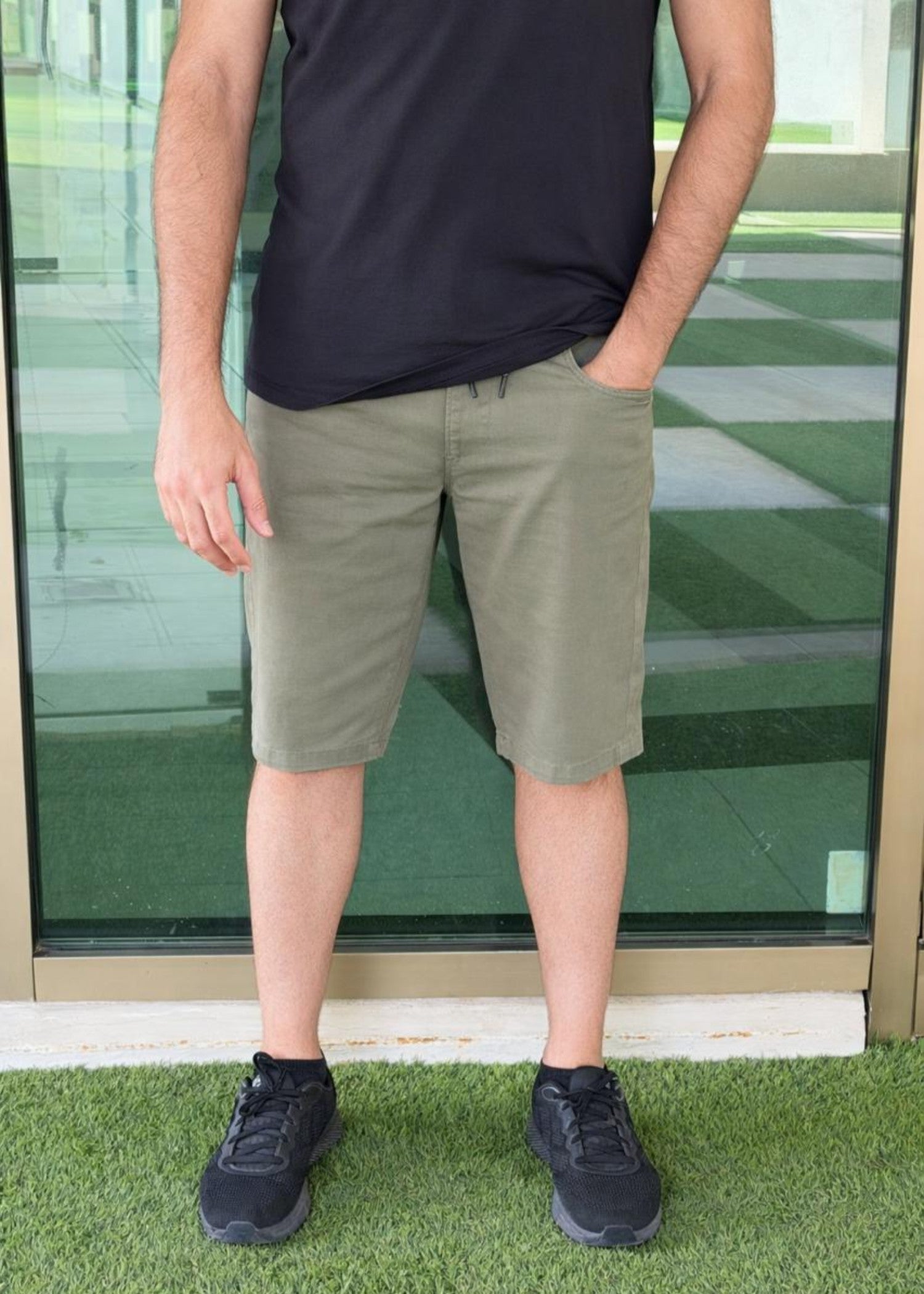 twill cotton Shorts in Olive green