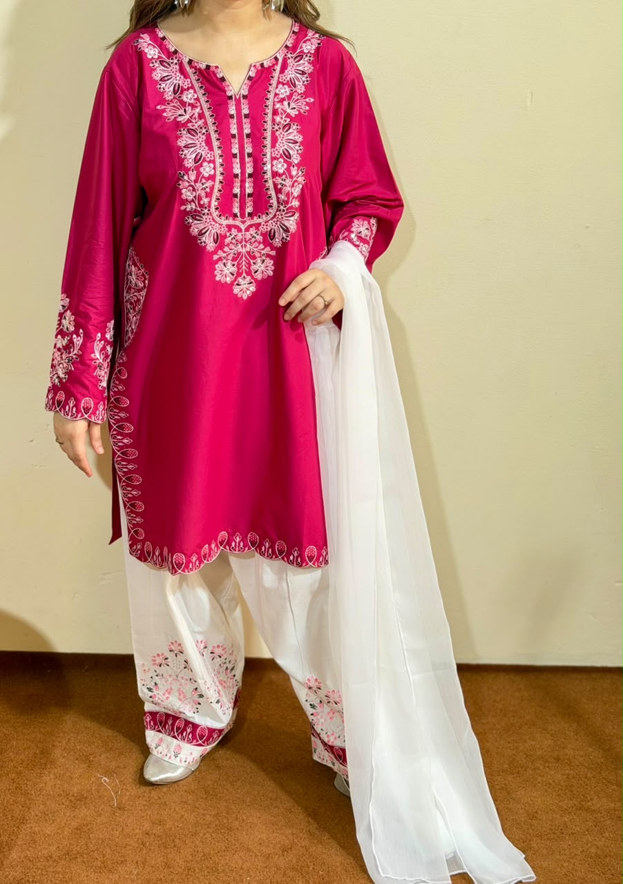 lawn Kurta Set in Vivid pink