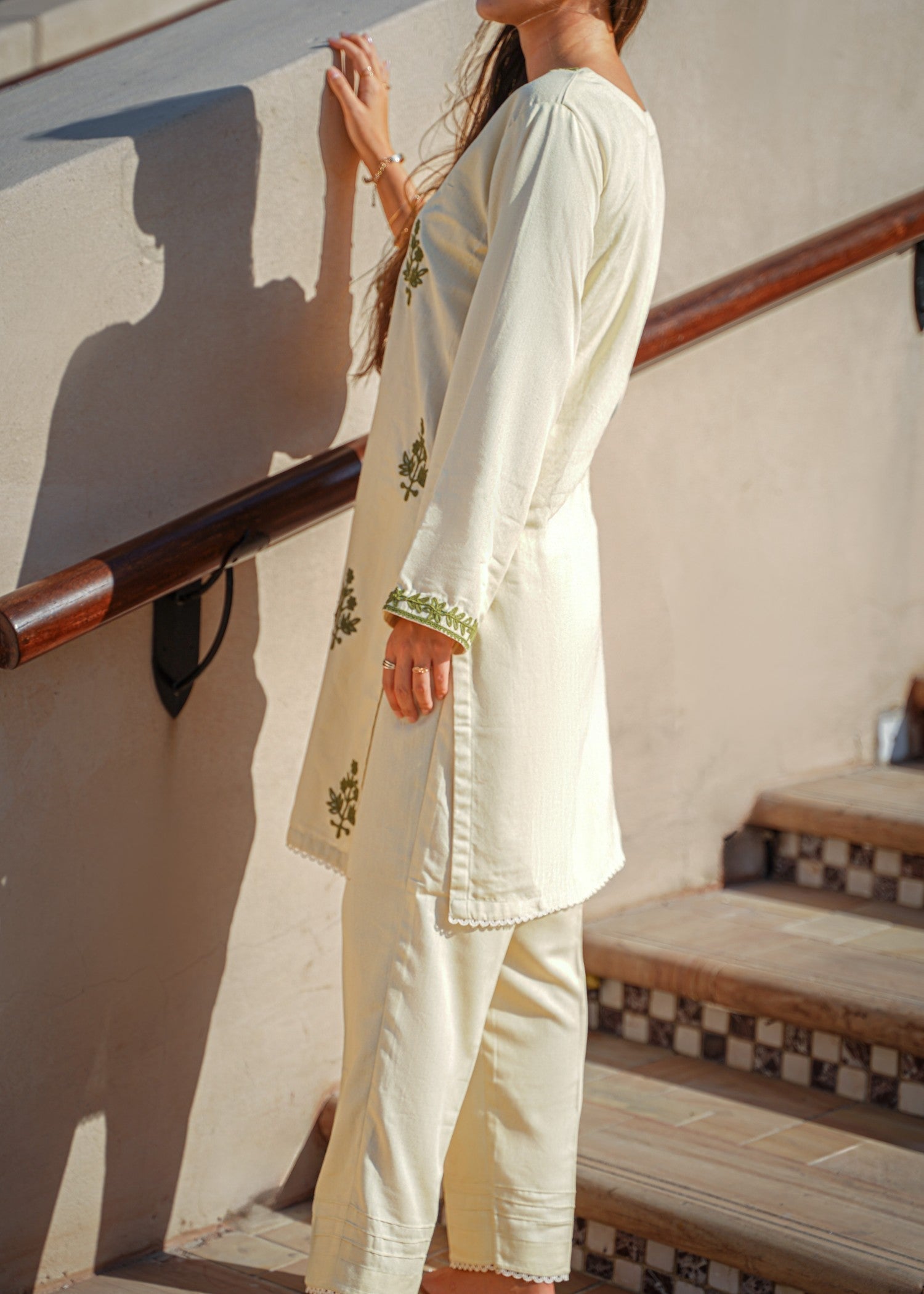 karandi Kurta Set in Cream