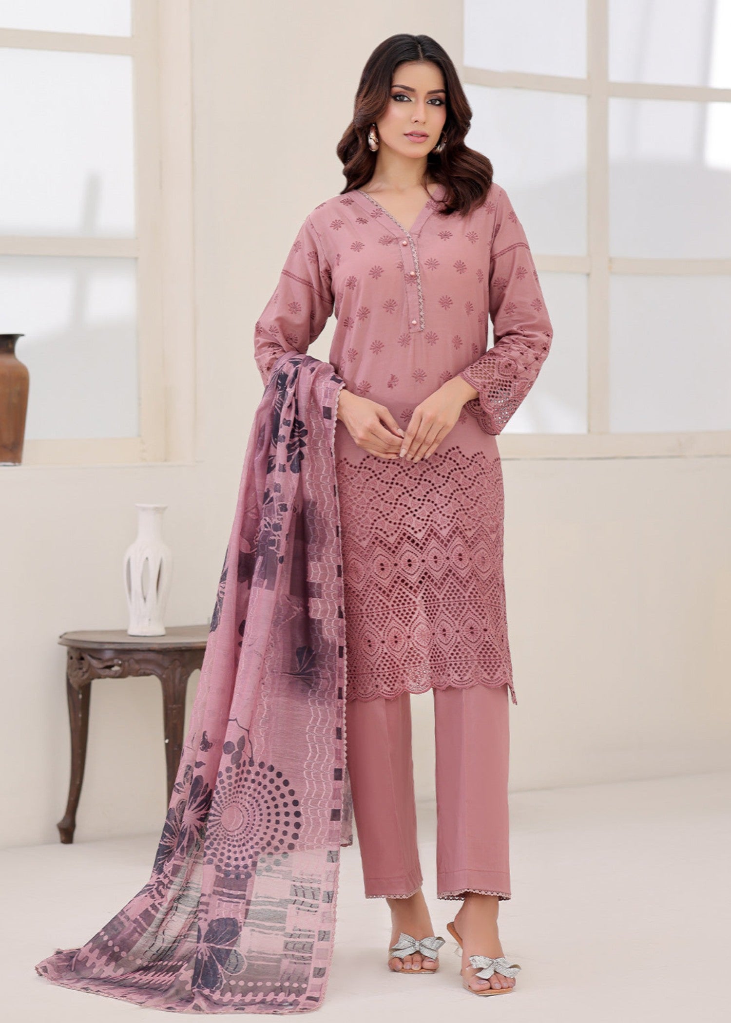 lawn Unstitched in Tea rose pink