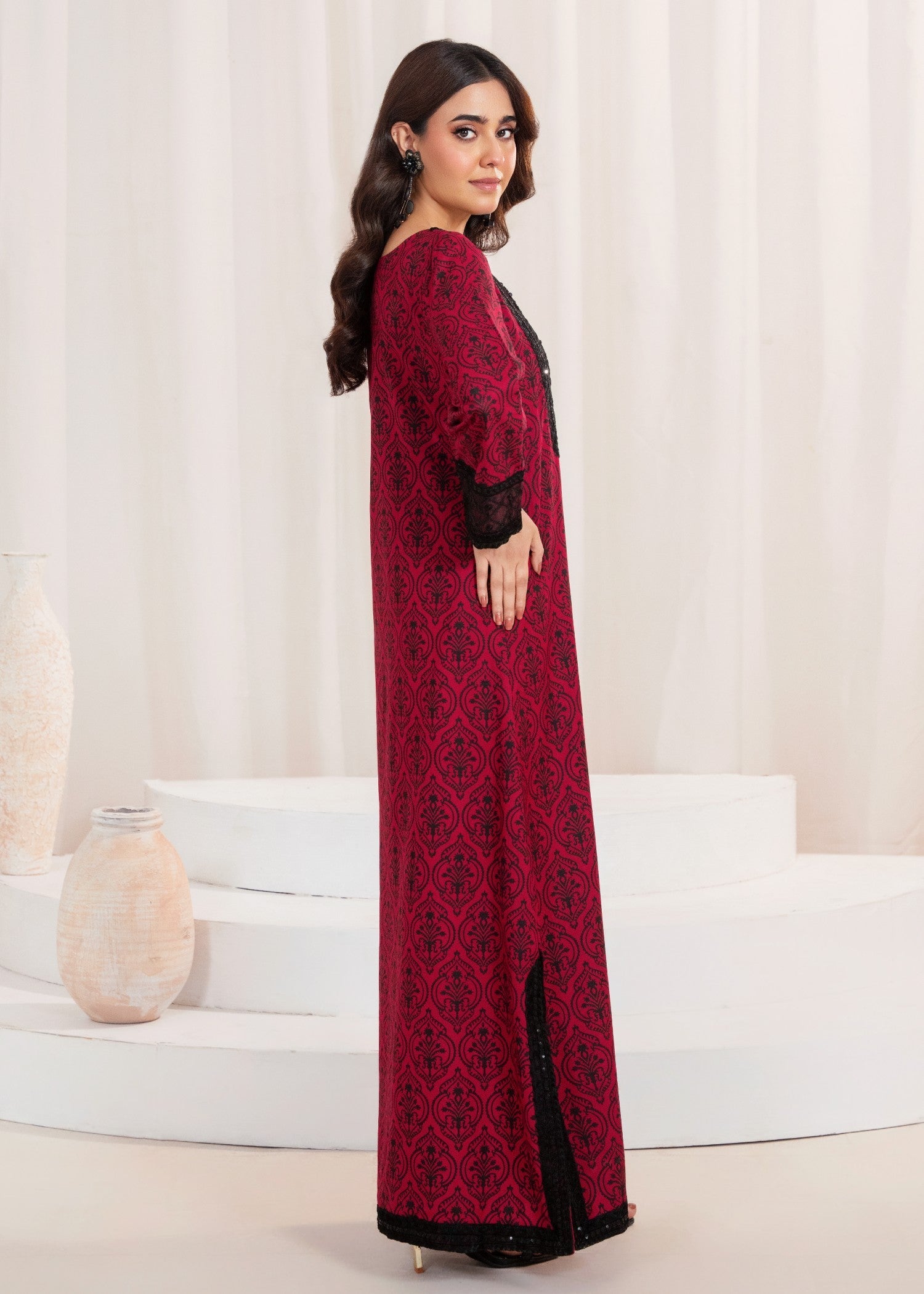 lawn Kurta Set in Cardinal red