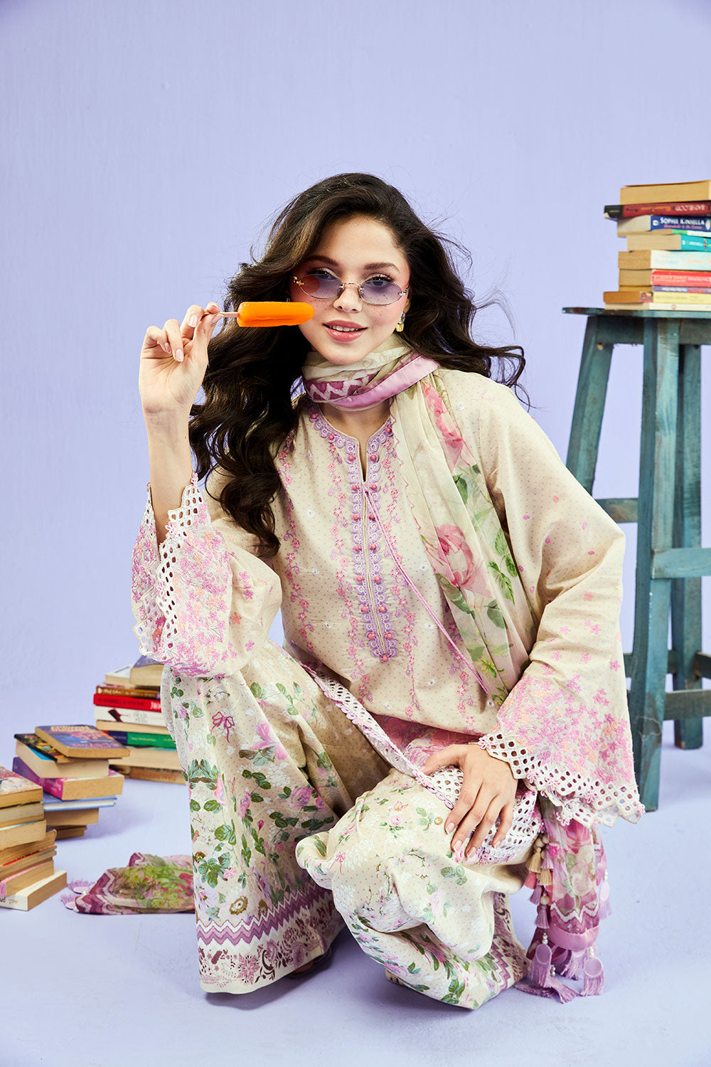 Vital Luxury Lawn Vol-2 – D-7B